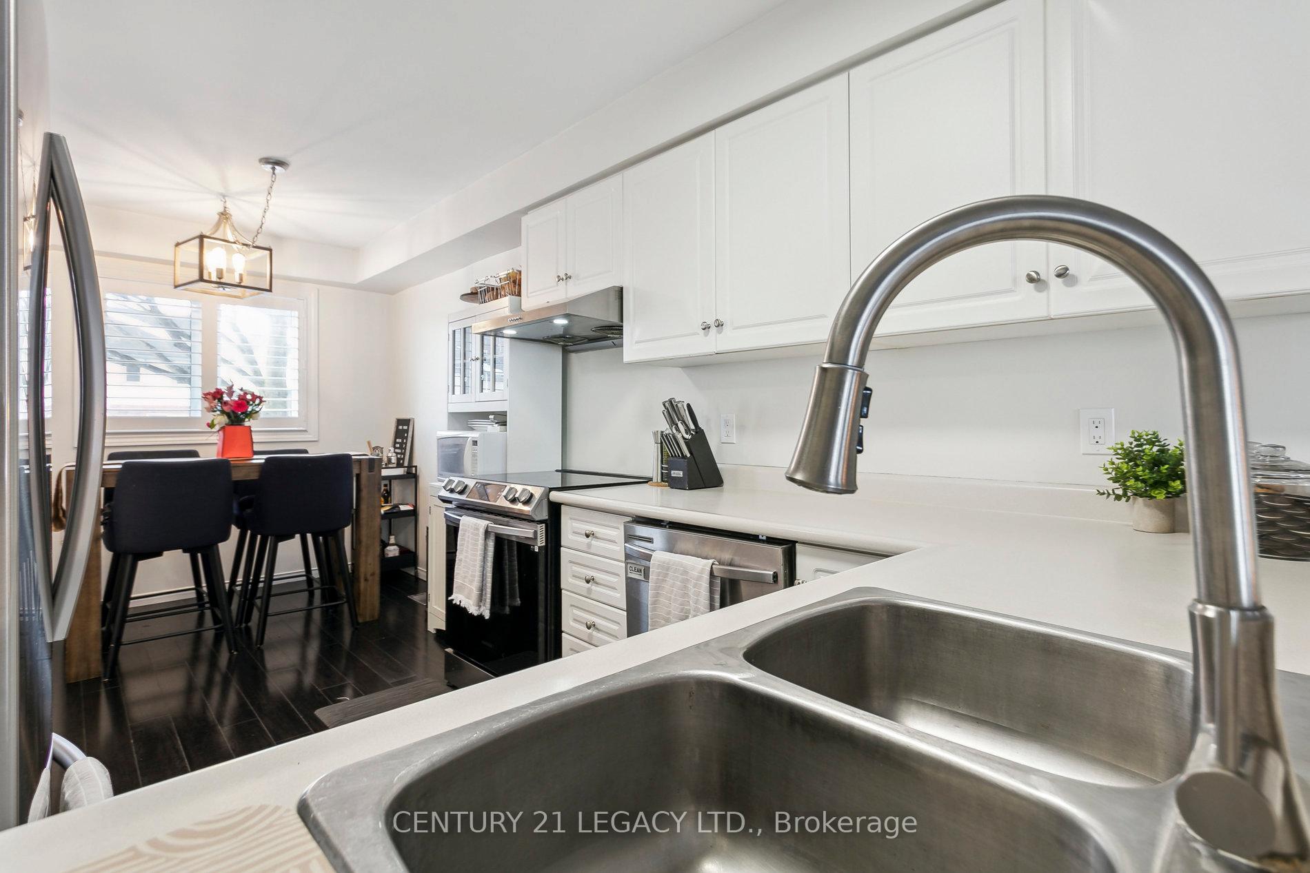 Photo 10 of Unit 55, 920 Edinburgh Road S, Guelph, Kortright West — HOMEH