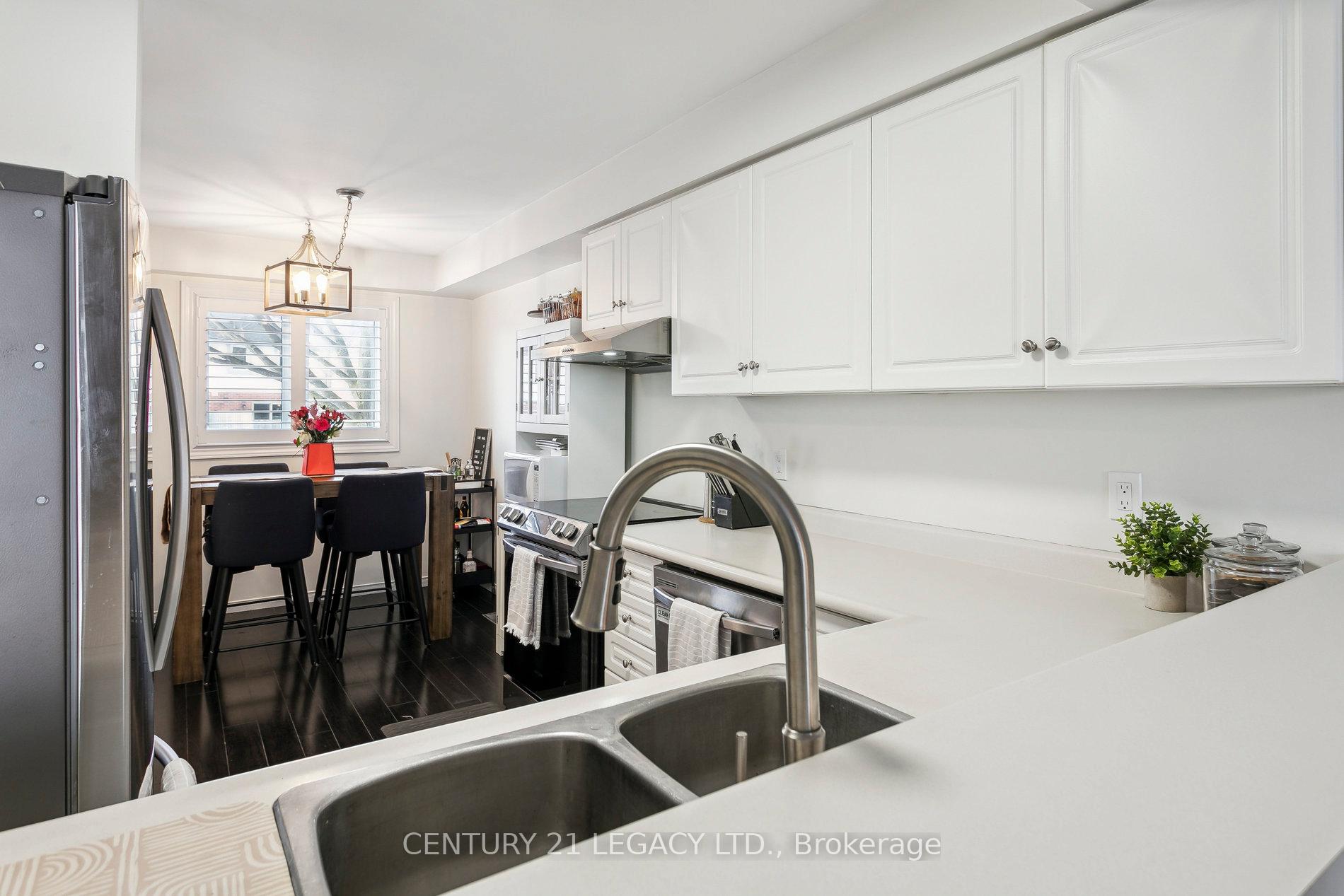 Photo 12 of Unit 55, 920 Edinburgh Road S, Guelph, Kortright West — HOMEH