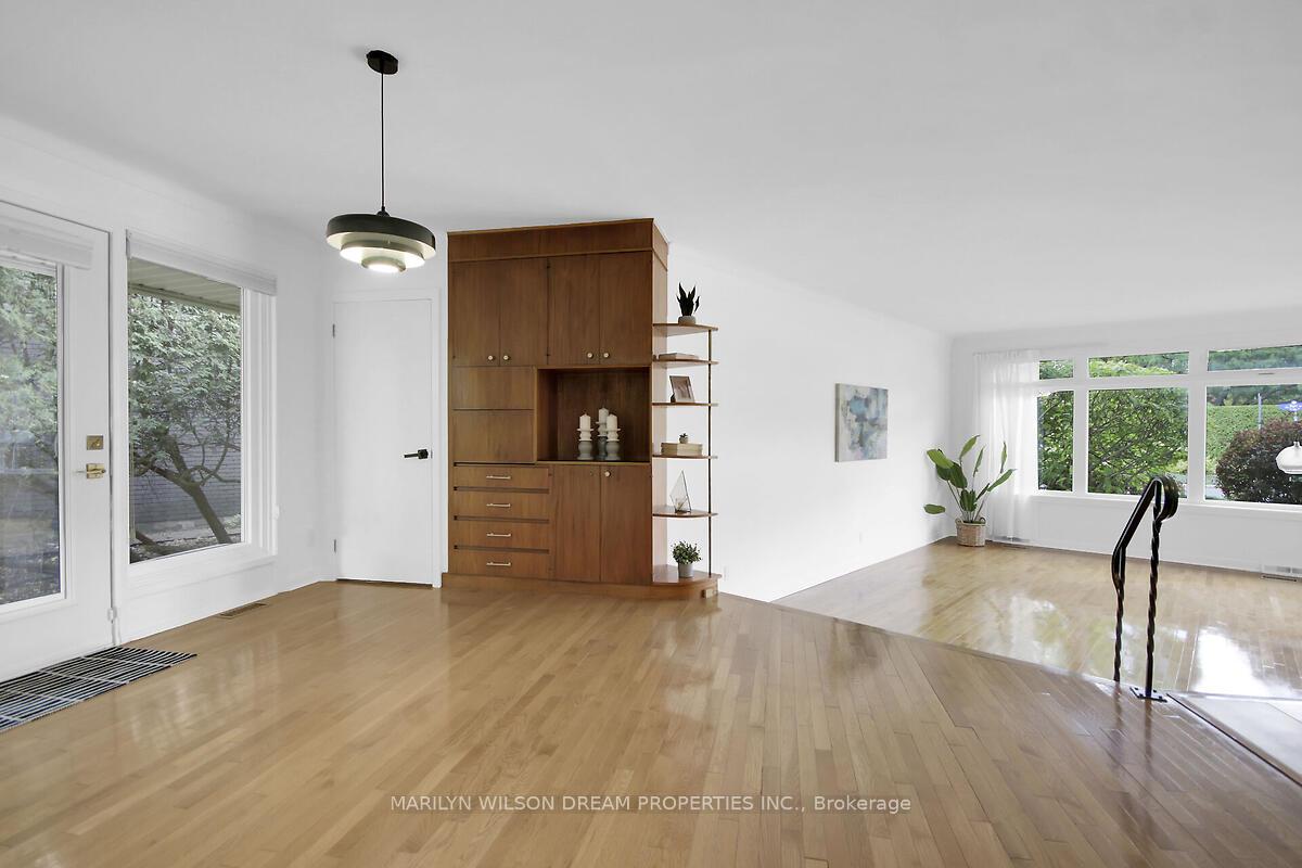 Photo 16 of 712 Golden Avenue, Ottawa, Laurentianview — HOMEH
