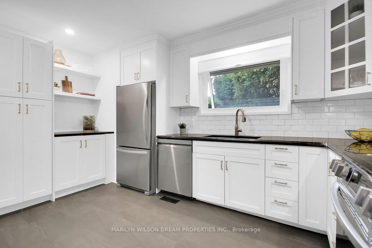Photo 20 of 712 Golden Avenue, Ottawa, Laurentianview — HOMEH