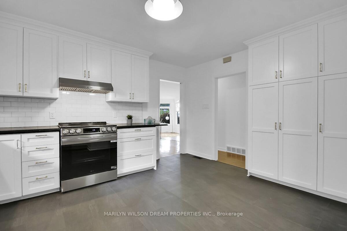 Photo 21 of 712 Golden Avenue, Ottawa, Laurentianview — HOMEH