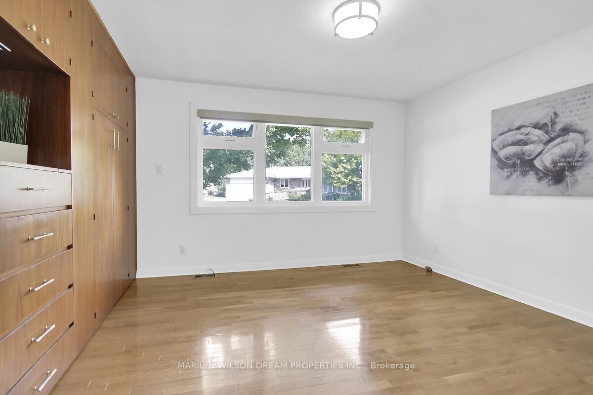 Photo 24 of 712 Golden Avenue, Ottawa, Laurentianview — HOMEH