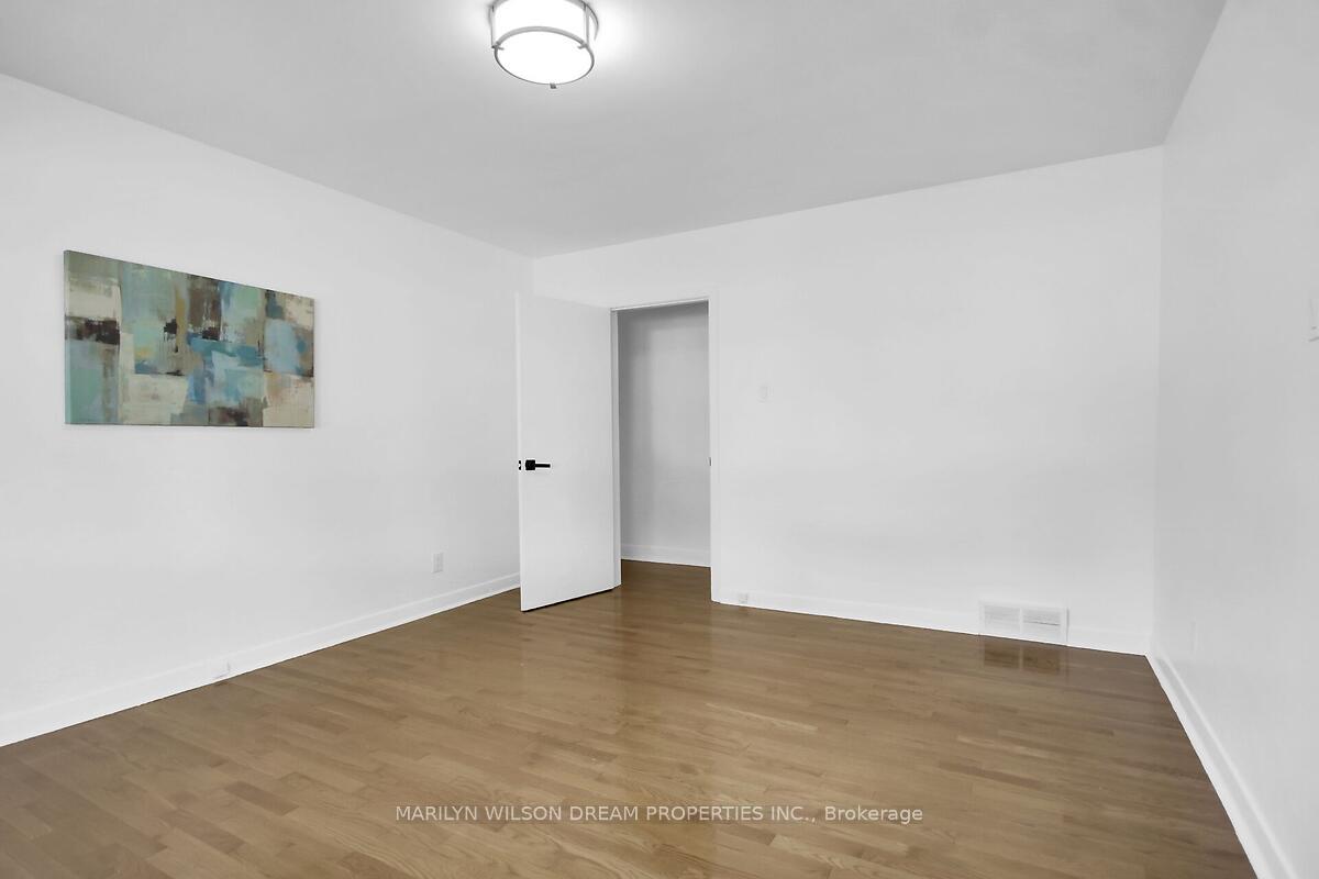 Photo 32 of 712 Golden Avenue, Ottawa, Laurentianview — HOMEH