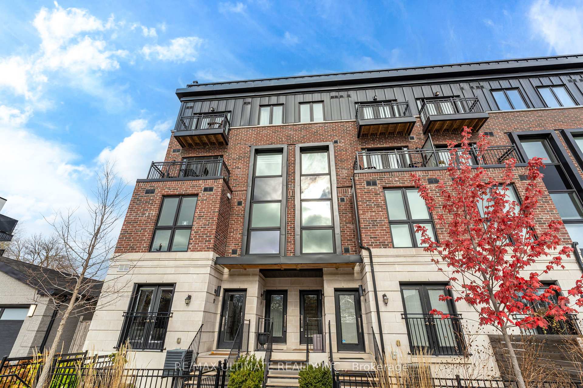 Photo 1 of Unit 11, 100 Coxwell Avenue, Toronto, Greenwood-Coxwell — HOMEH