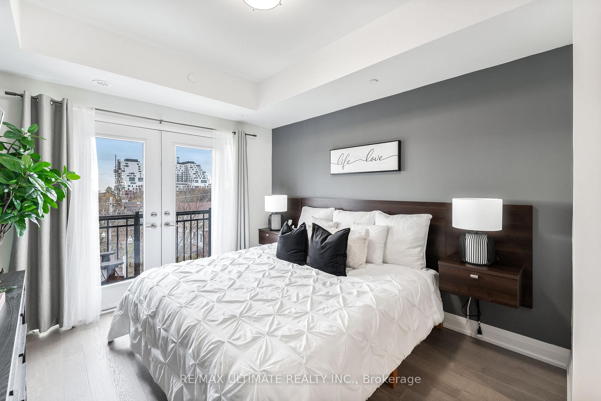 Photo 14 of Unit 11, 100 Coxwell Avenue, Toronto, Greenwood-Coxwell — HOMEH