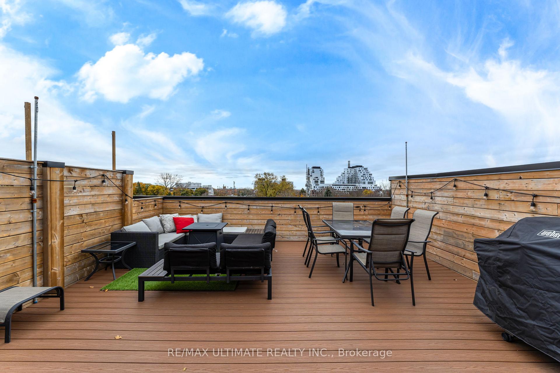 Photo 22 of Unit 11, 100 Coxwell Avenue, Toronto, Greenwood-Coxwell — HOMEH