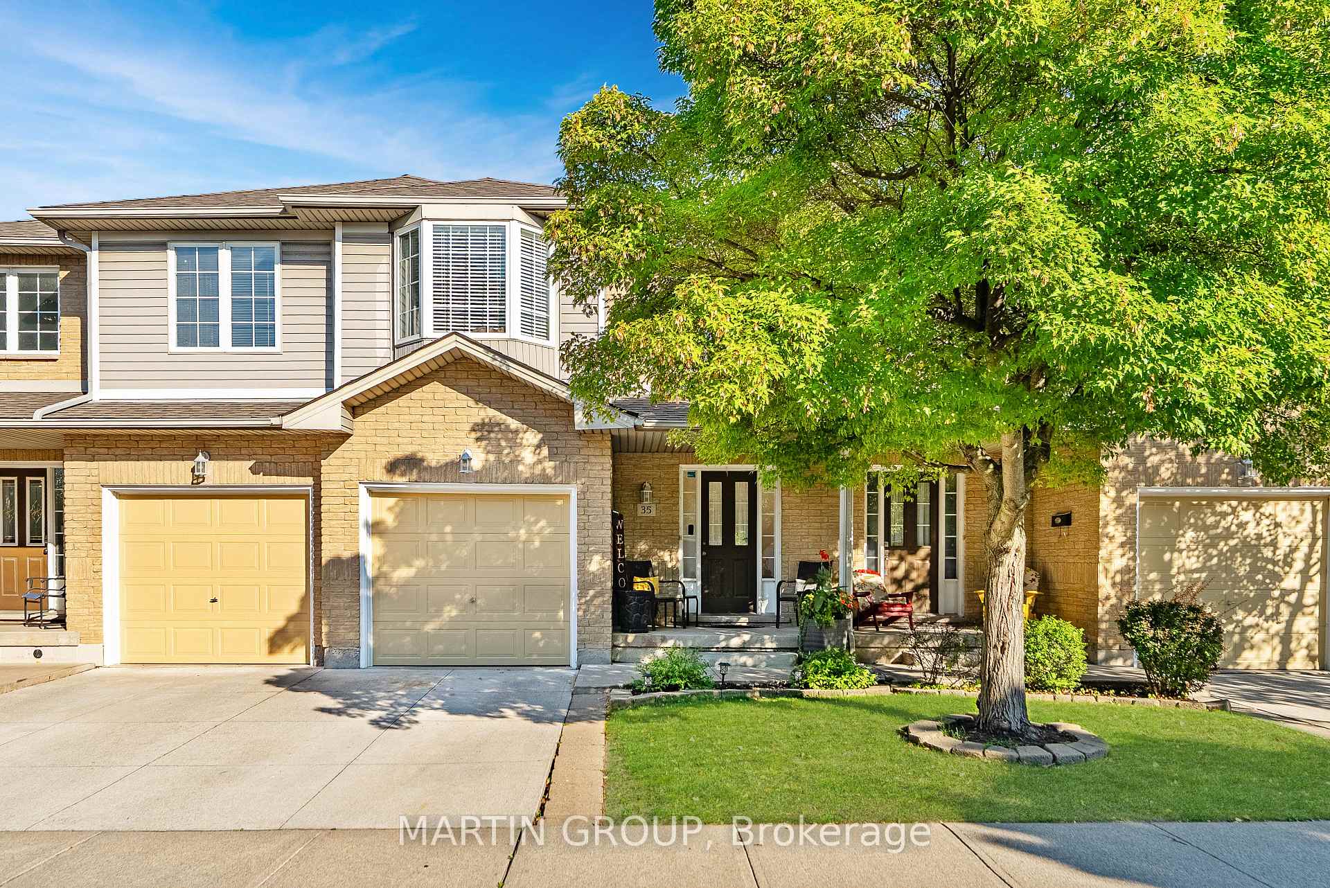 Photo 2 of Unit 35, 104 Frances Avenue, Hamilton, Stoney Creek — HOMEH