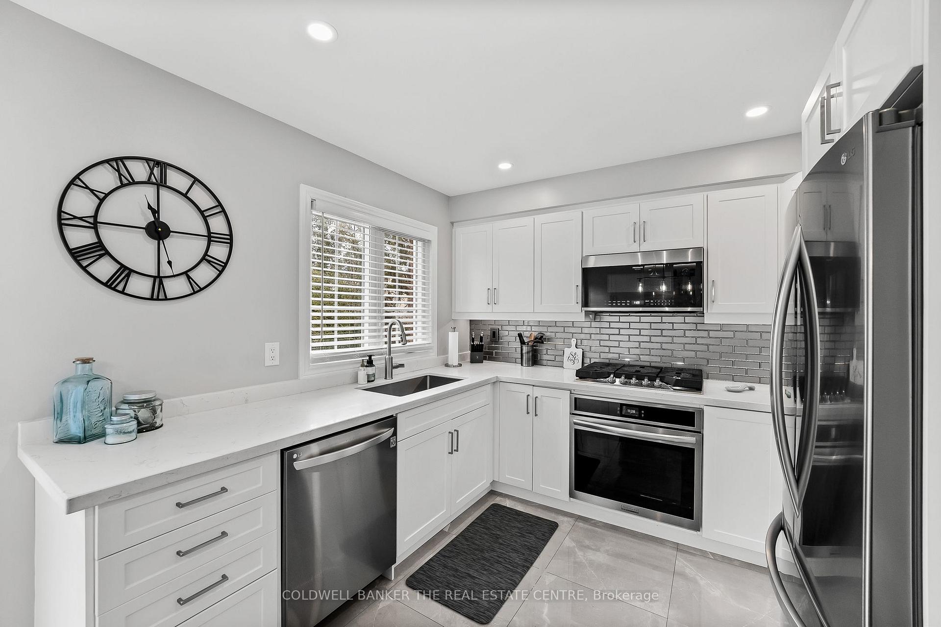 Photo 8 of Unit 57, 91 Mosaics Avenue, Aurora, Aurora Highlands — HOMEH
