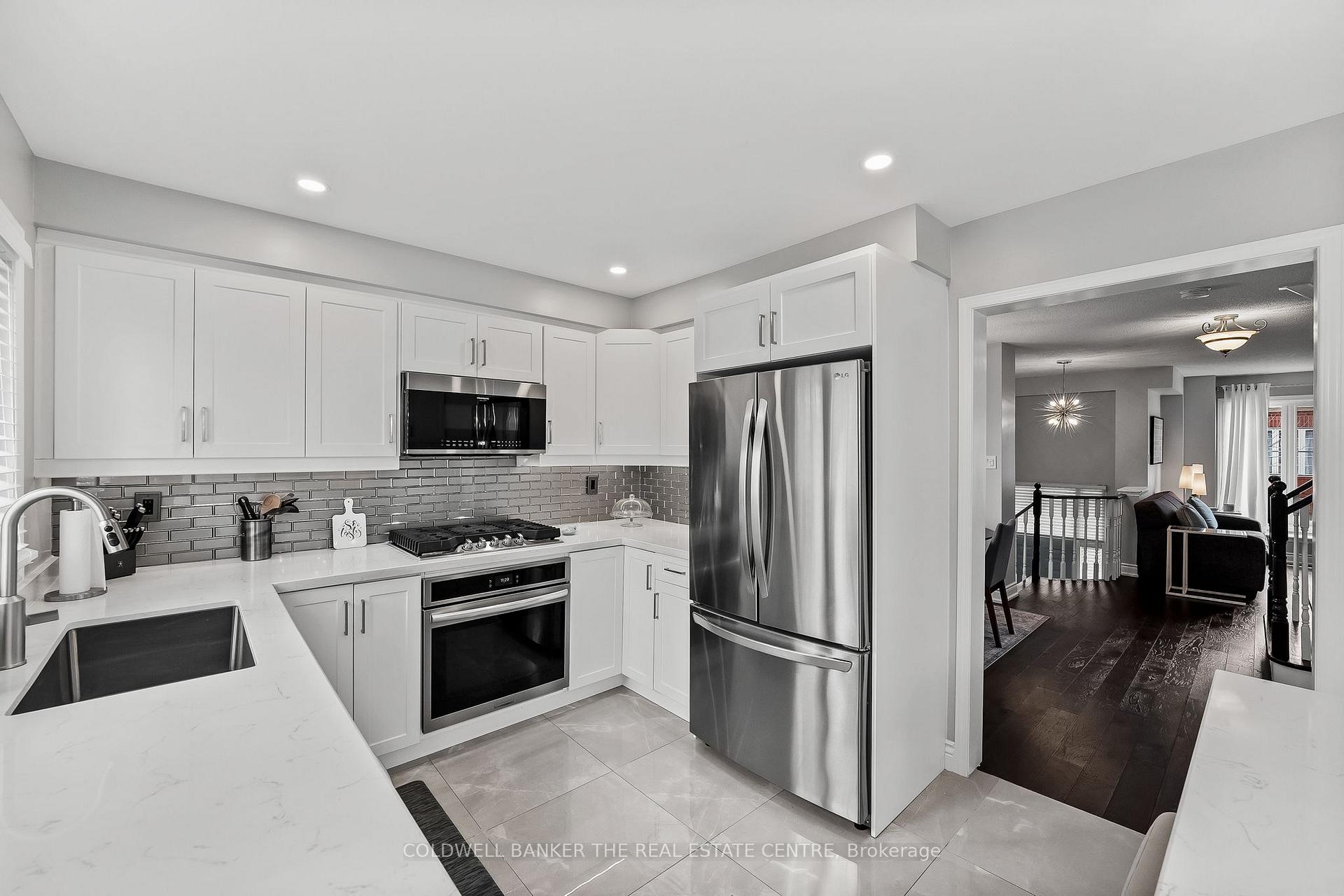 Photo 10 of Unit 57, 91 Mosaics Avenue, Aurora, Aurora Highlands — HOMEH
