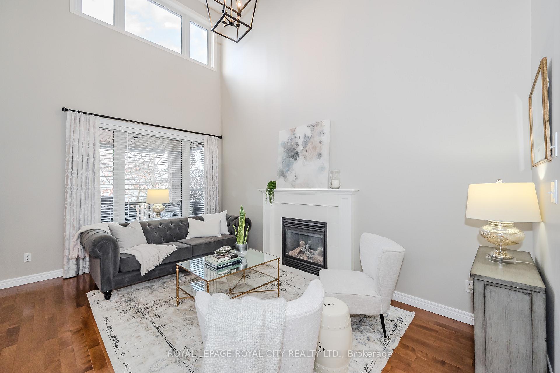 Photo 4 of Unit 21, 254 Summerfield Drive, Guelph, Pineridge/Westminster Woods — HOMEH
