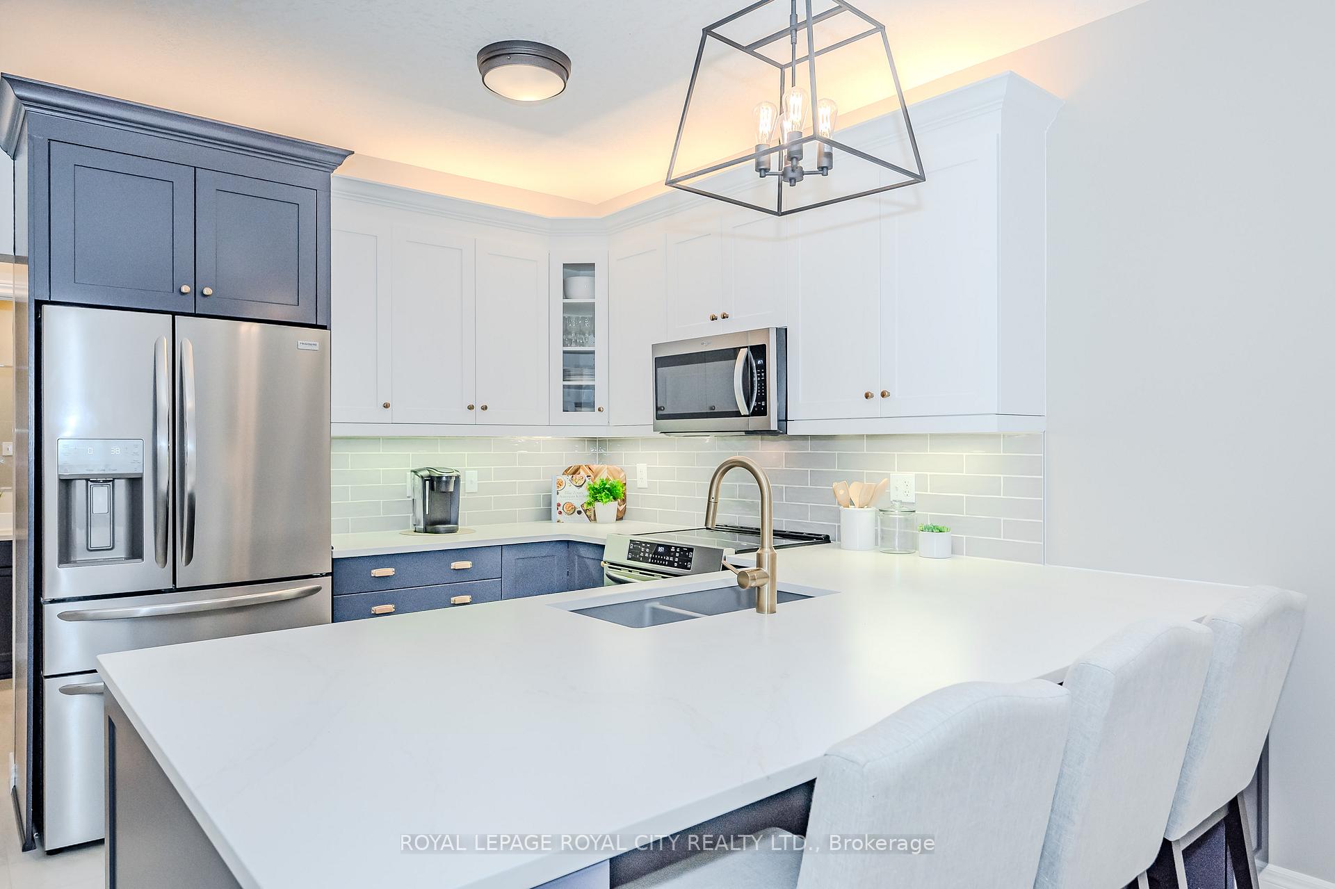 Photo 12 of Unit 21, 254 Summerfield Drive, Guelph, Pineridge/Westminster Woods — HOMEH