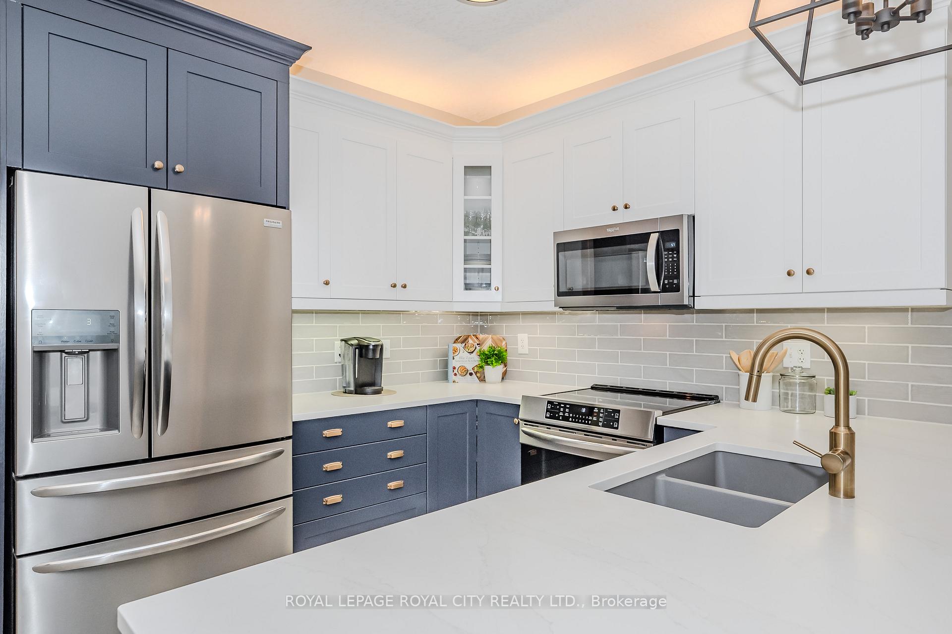 Photo 15 of Unit 21, 254 Summerfield Drive, Guelph, Pineridge/Westminster Woods — HOMEH