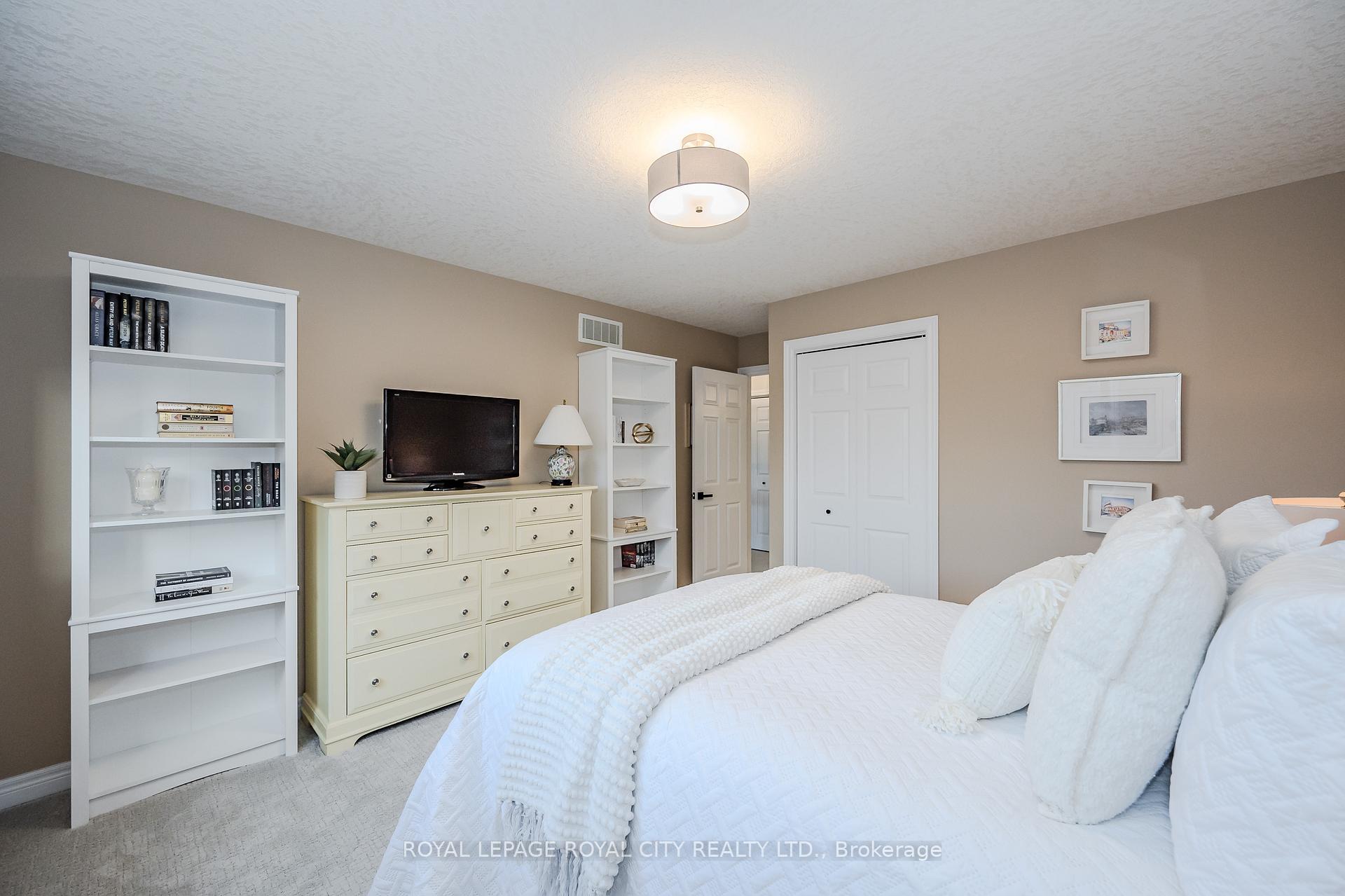 Photo 25 of Unit 21, 254 Summerfield Drive, Guelph, Pineridge/Westminster Woods — HOMEH