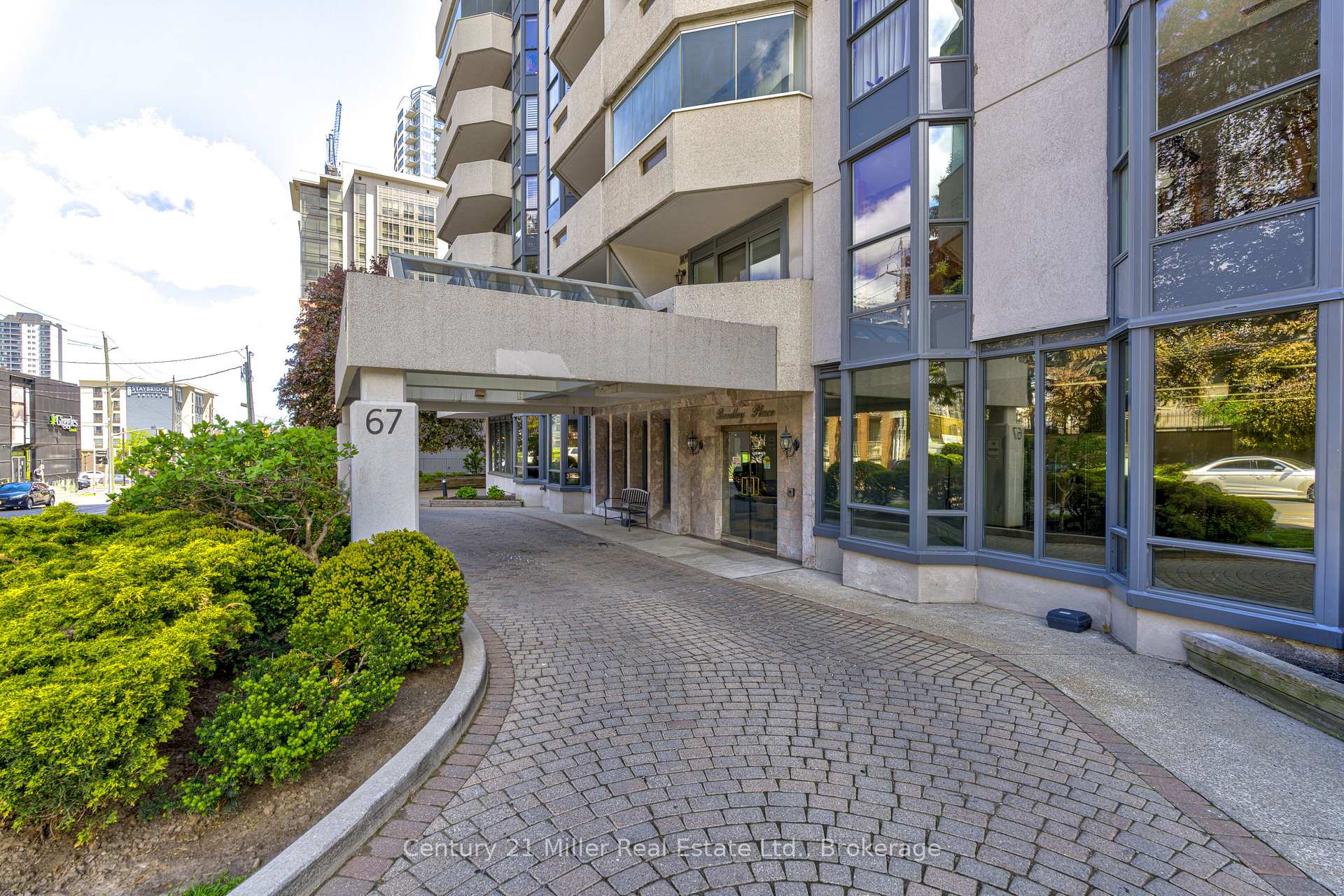 Front of Unit 17B, 67 Caroline Street S