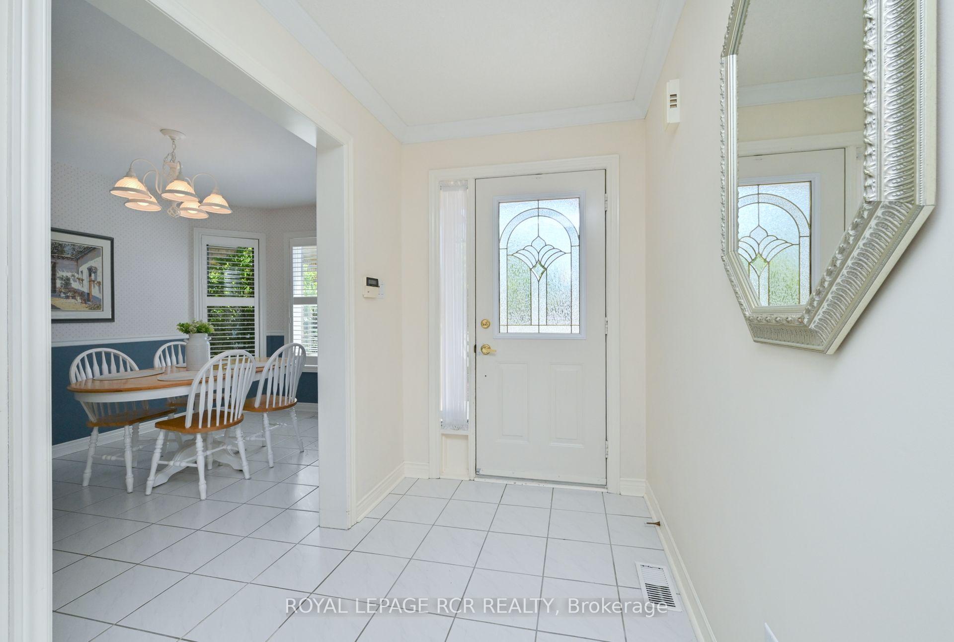 Photo 3 of 6 Belair Place, New Tecumseth, Alliston — HOMEH