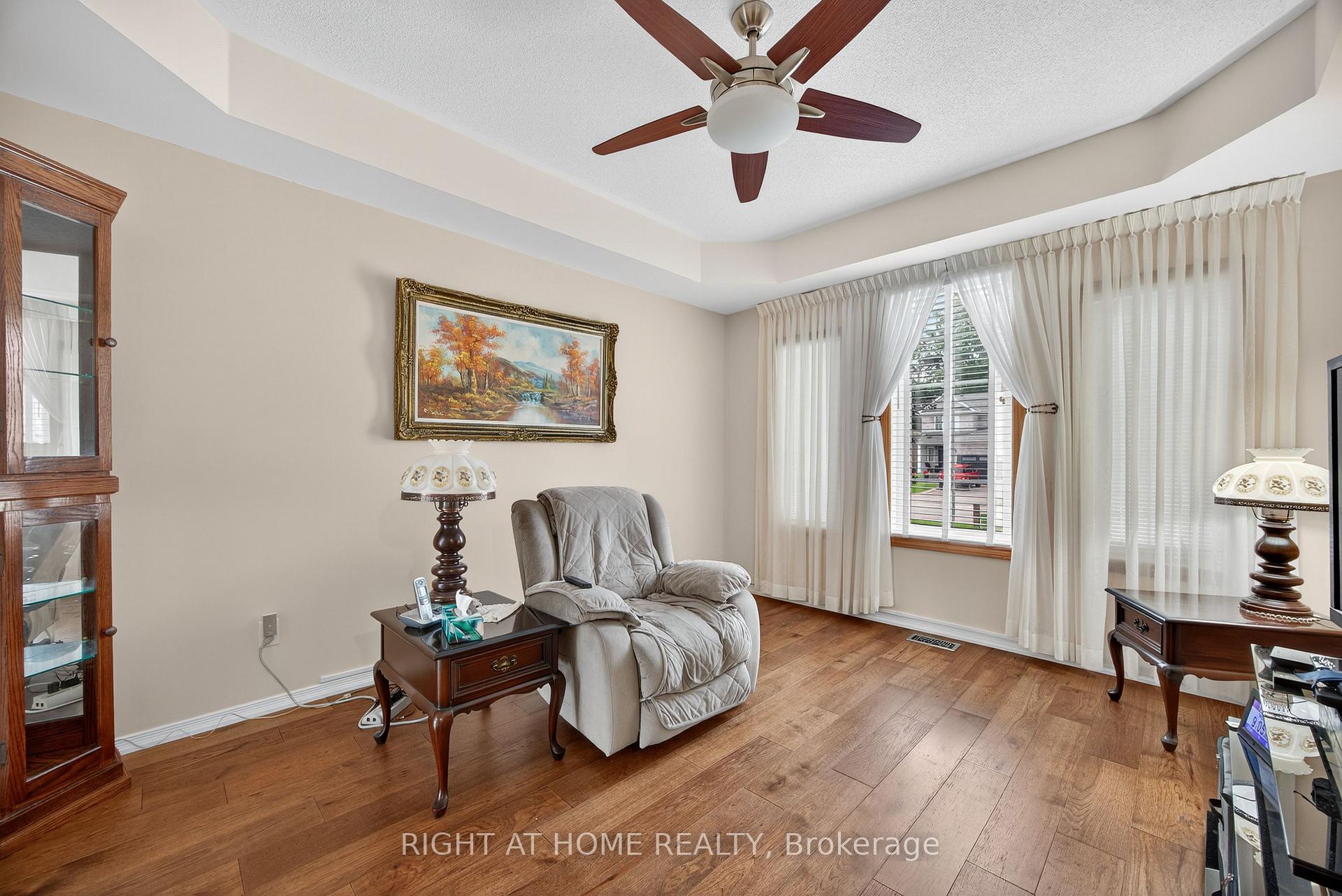 Photo 5 of 73 Brighton Road, Barrie, Georgian Drive — HOMEH