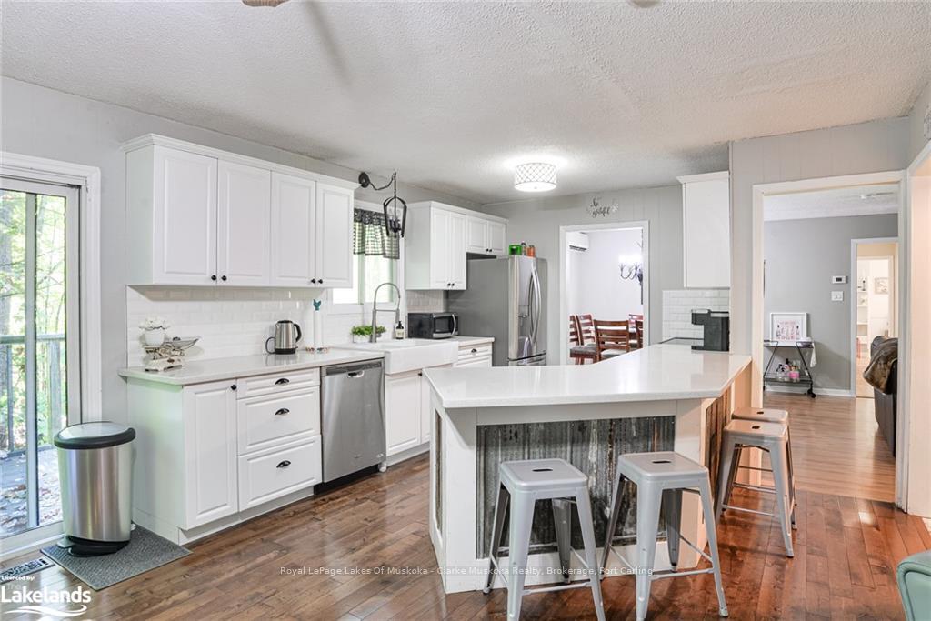 Photo 6 of 1005 Road 3300, Gravenhurst, Muskoka (S) — HOMEH