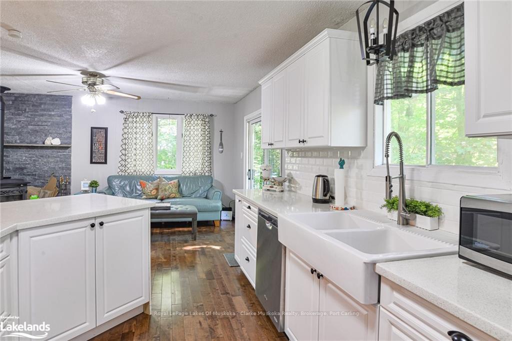 Photo 8 of 1005 Road 3300, Gravenhurst, Muskoka (S) — HOMEH