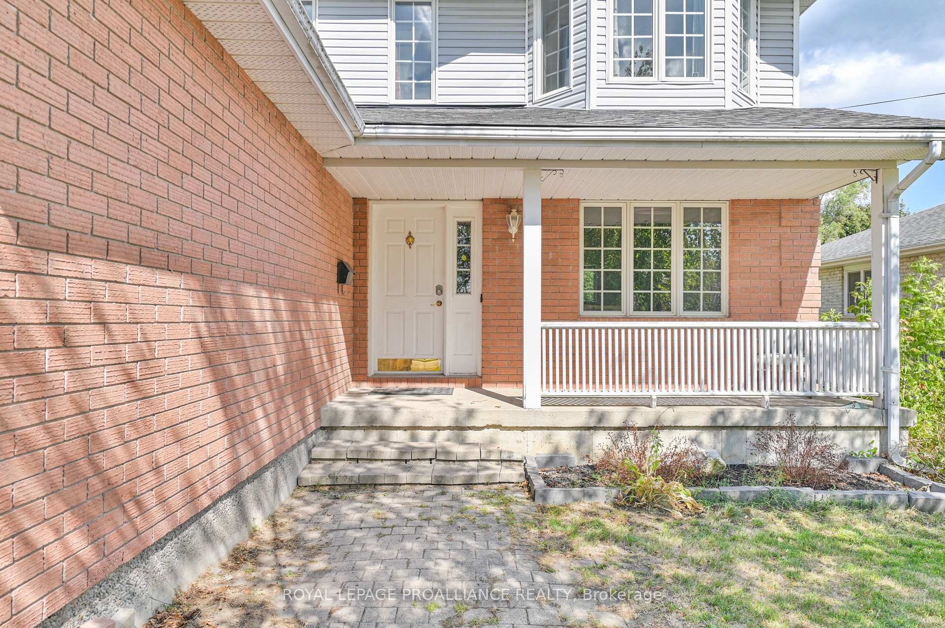 Photo 6 of 71 Avondale Road, Belleville, Belleville Ward — HOMEH
