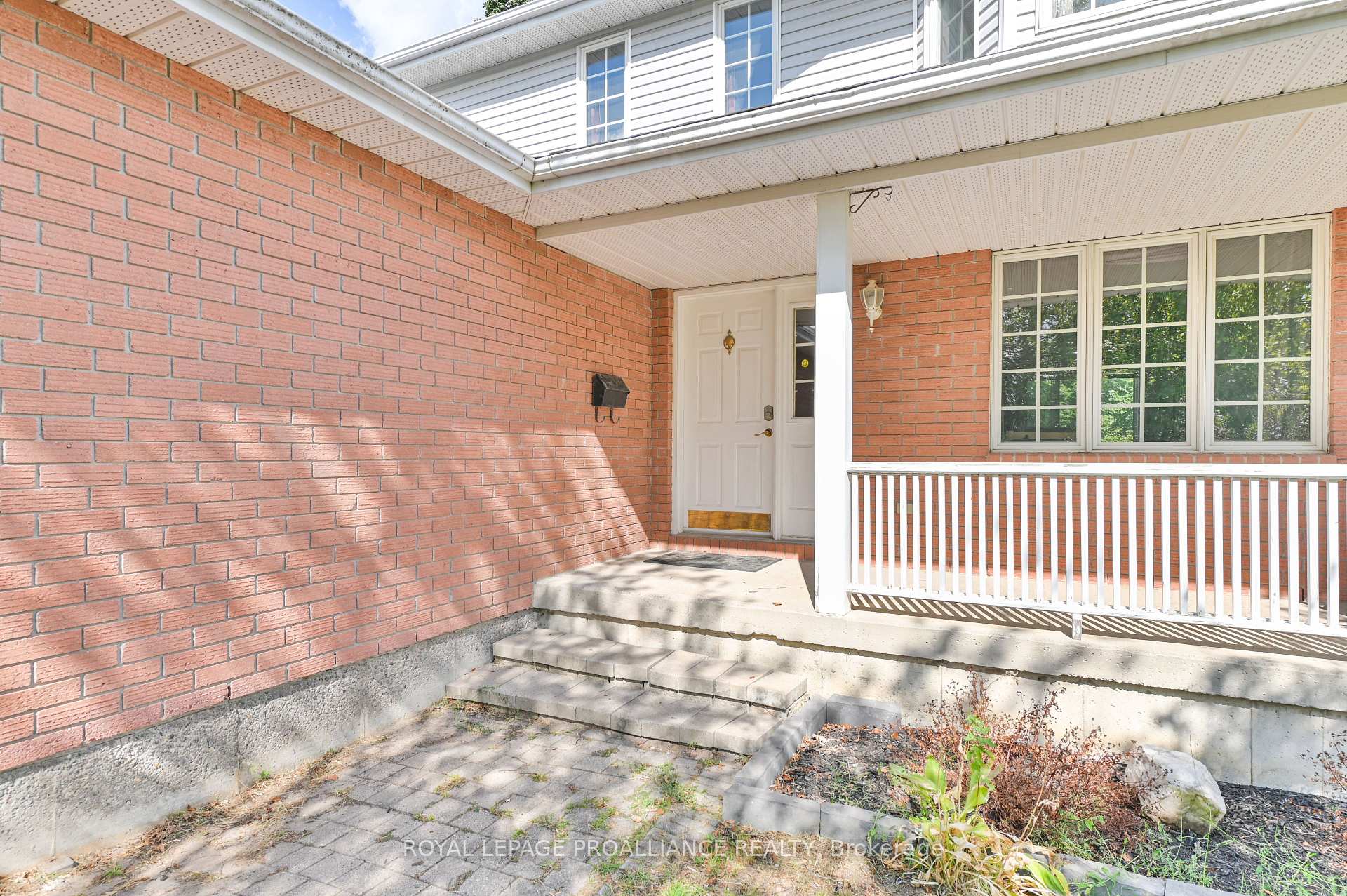 Photo 7 of 71 Avondale Road, Belleville, Belleville Ward — HOMEH
