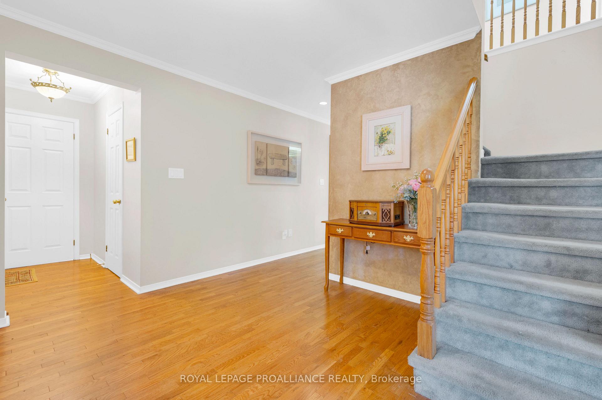 Photo 10 of 71 Avondale Road, Belleville, Belleville Ward — HOMEH