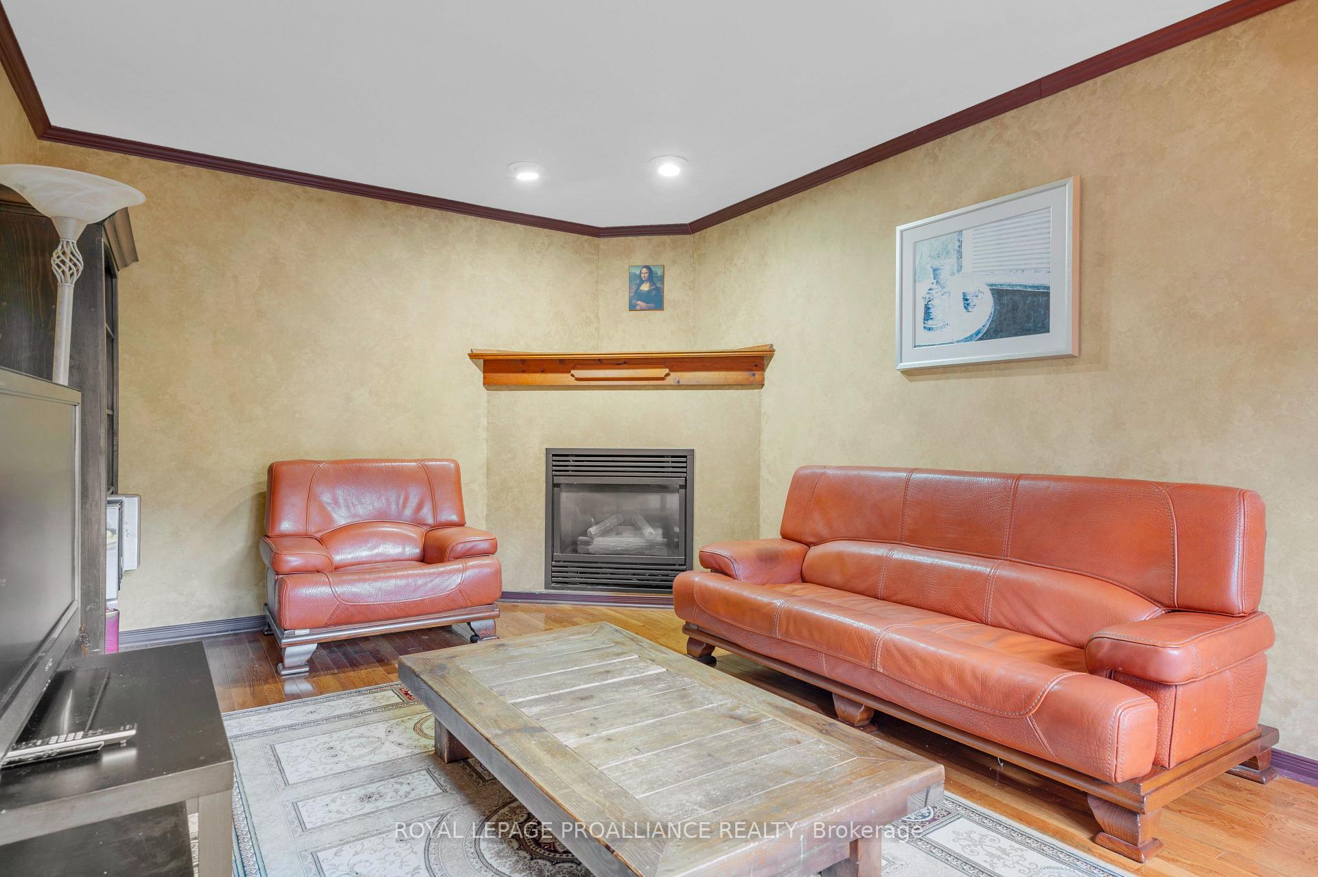 Photo 22 of 71 Avondale Road, Belleville, Belleville Ward — HOMEH
