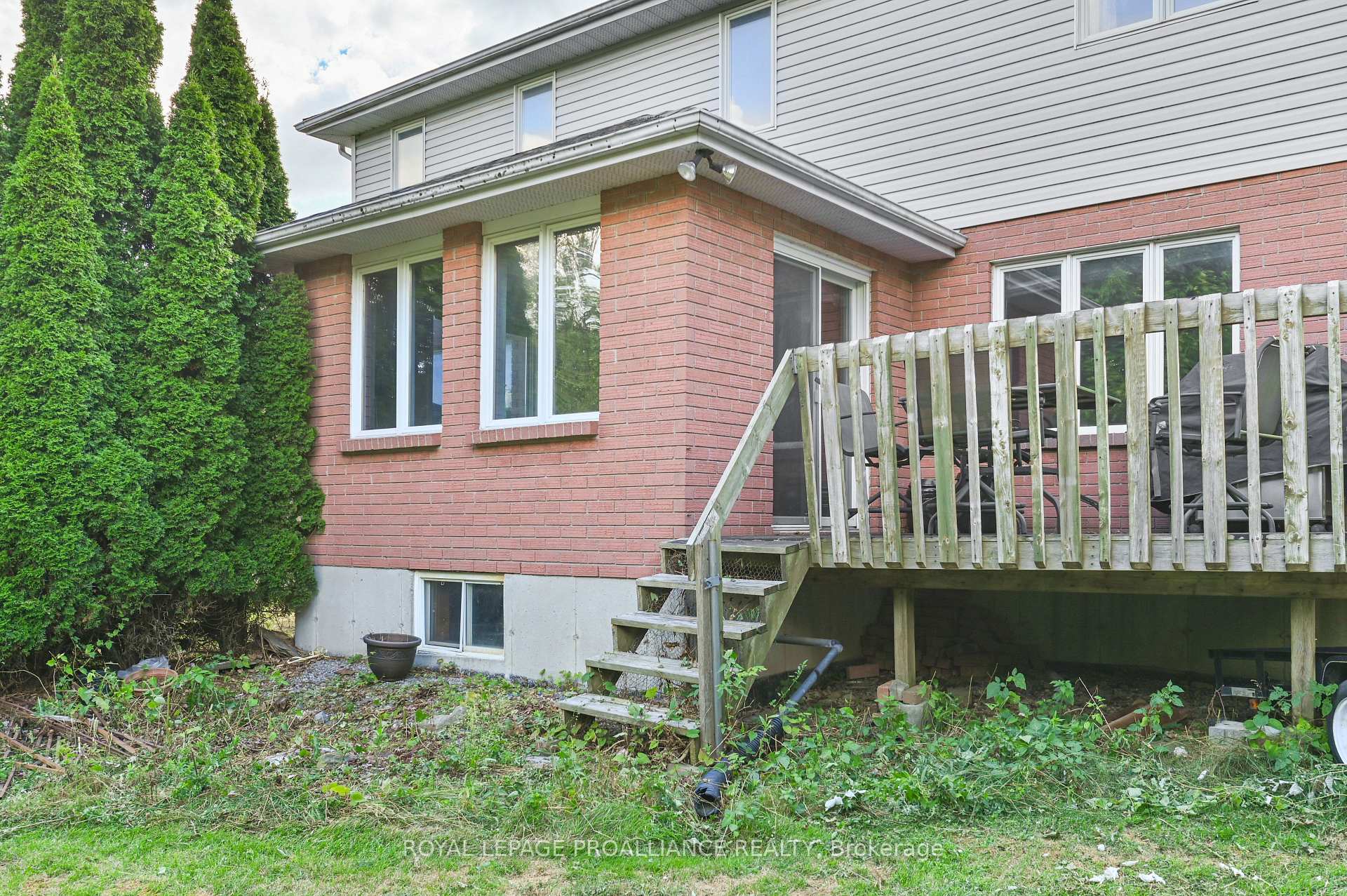 Photo 34 of 71 Avondale Road, Belleville, Belleville Ward — HOMEH