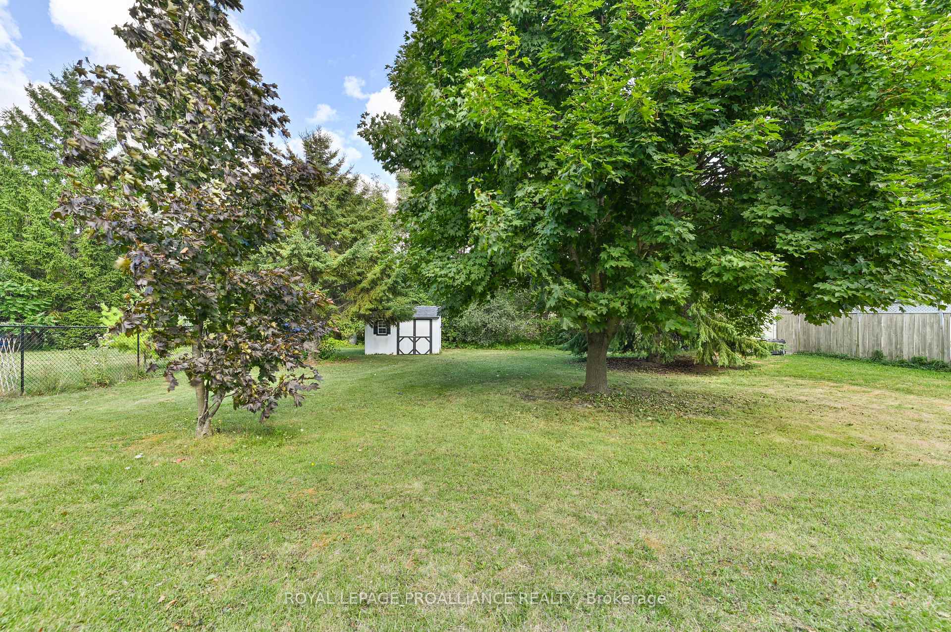 Photo 36 of 71 Avondale Road, Belleville, Belleville Ward — HOMEH