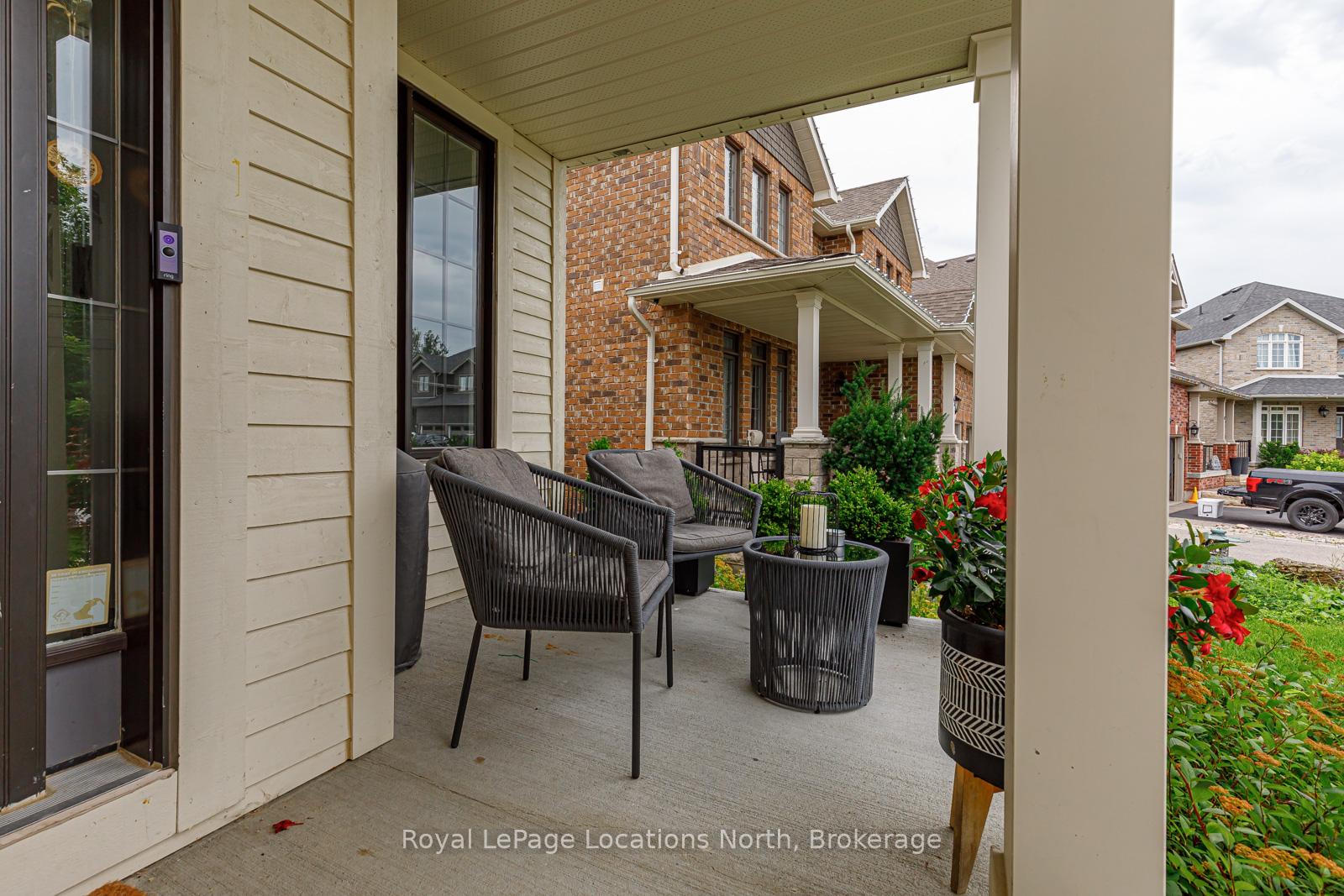 Photo 2 of 43 Garbutt Crescent, Collingwood — HOMEH