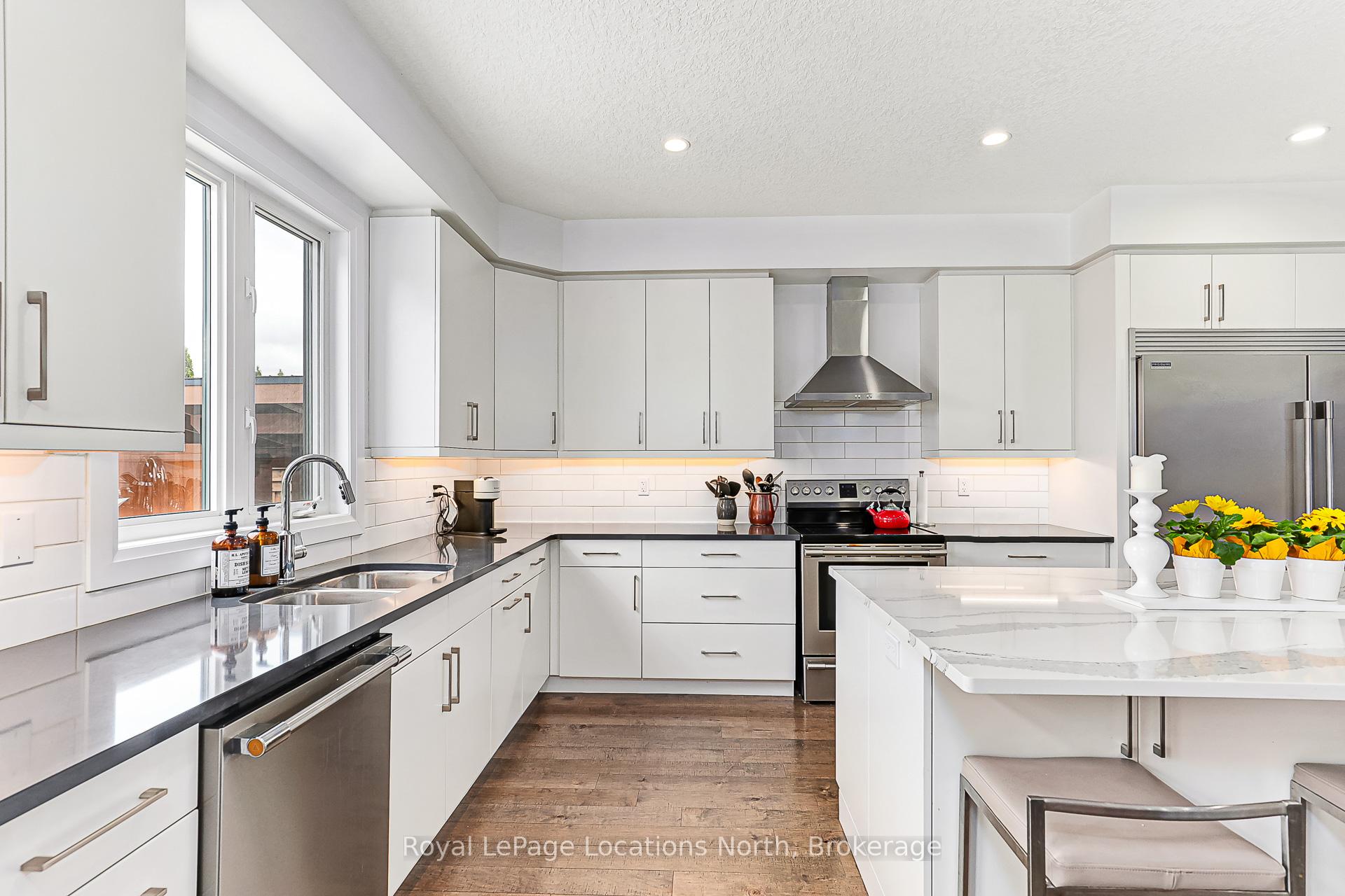 Photo 9 of 43 Garbutt Crescent, Collingwood — HOMEH