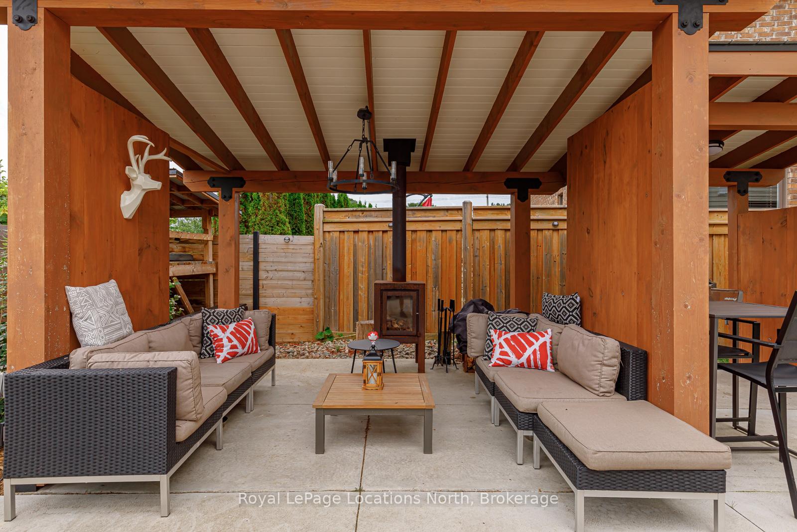 Photo 36 of 43 Garbutt Crescent, Collingwood — HOMEH