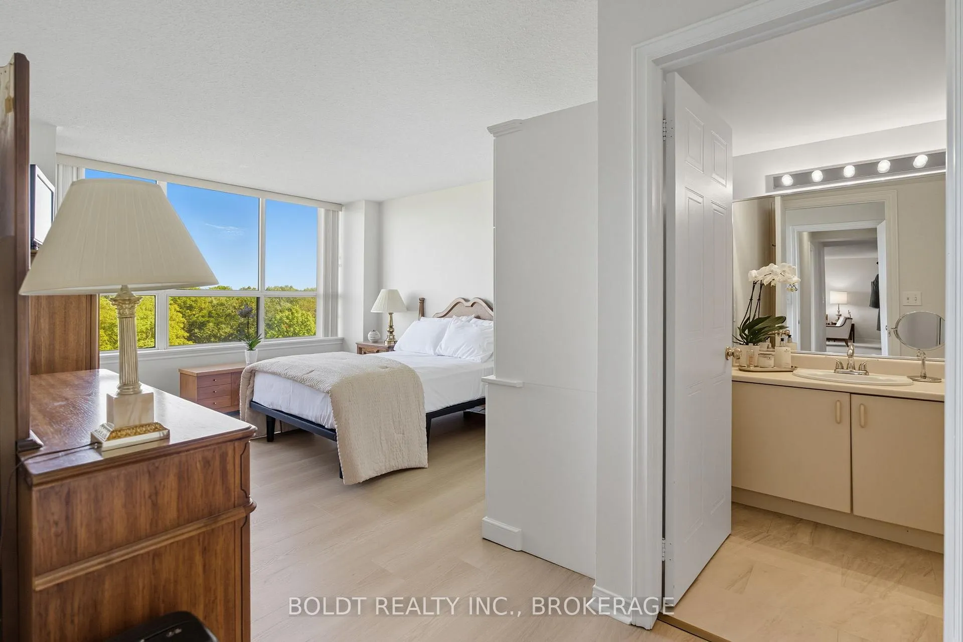 Photo 27 of Unit 705, 3 Towering Heights Boulevard, St. Catharines, Glendale/Glenridge — HOMEH