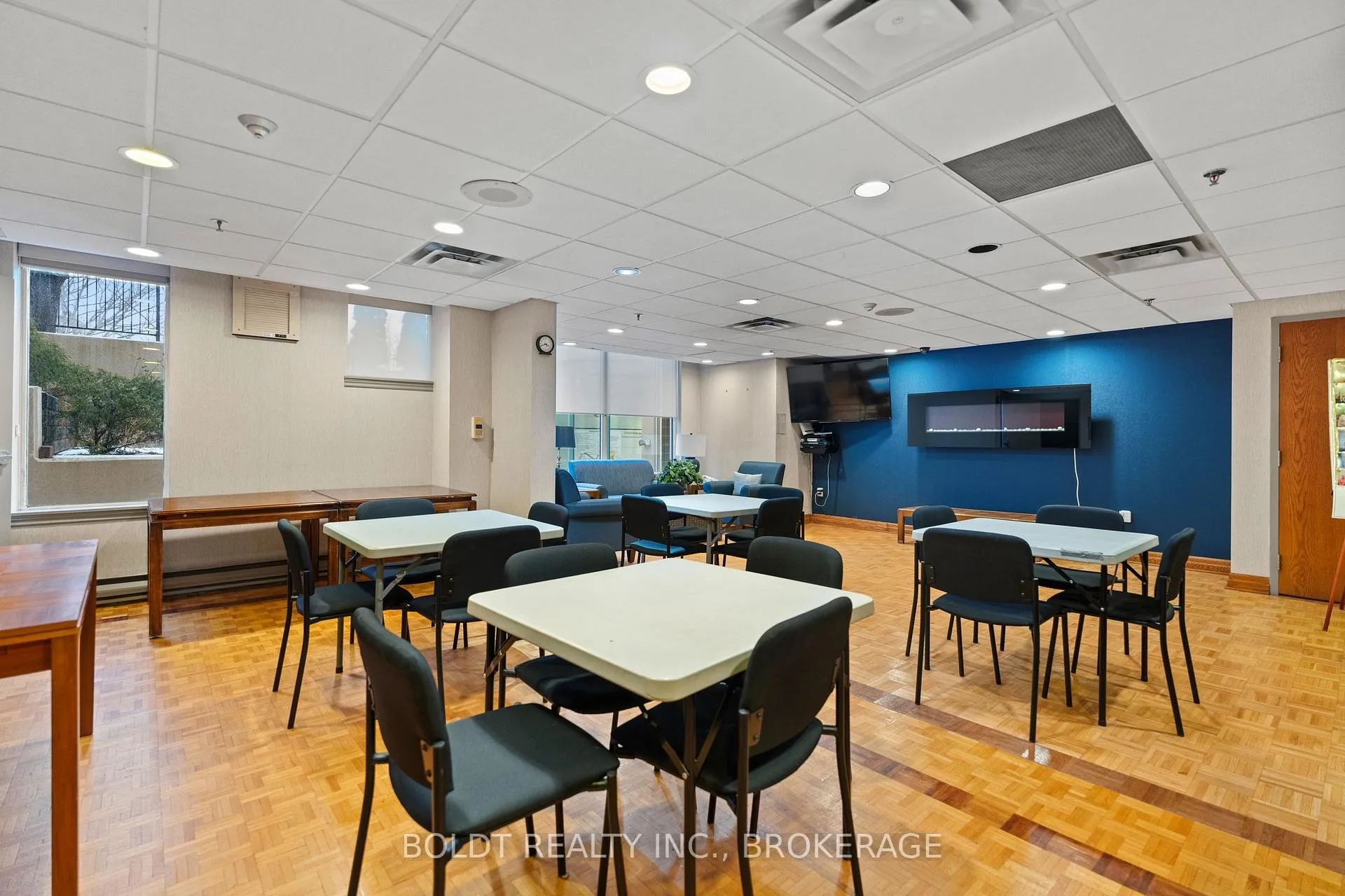 Photo 42 of Unit 705, 3 Towering Heights Boulevard, St. Catharines, Glendale/Glenridge — HOMEH