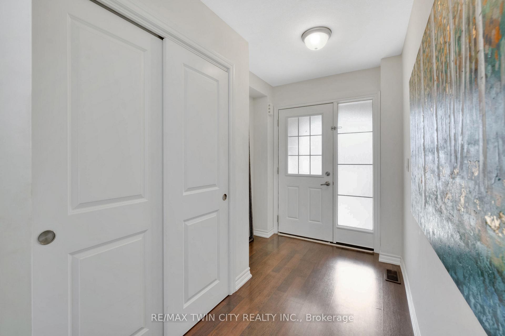 Photo 4 of Unit 16, 701 Homer Watson Boulevard, Kitchener — HOMEH