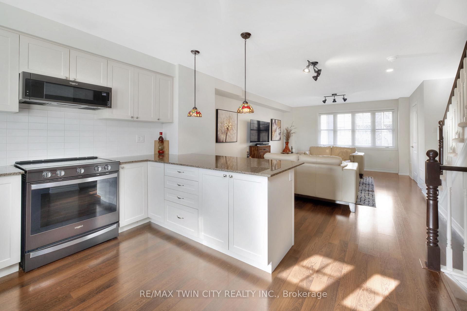 Photo 21 of Unit 16, 701 Homer Watson Boulevard, Kitchener — HOMEH