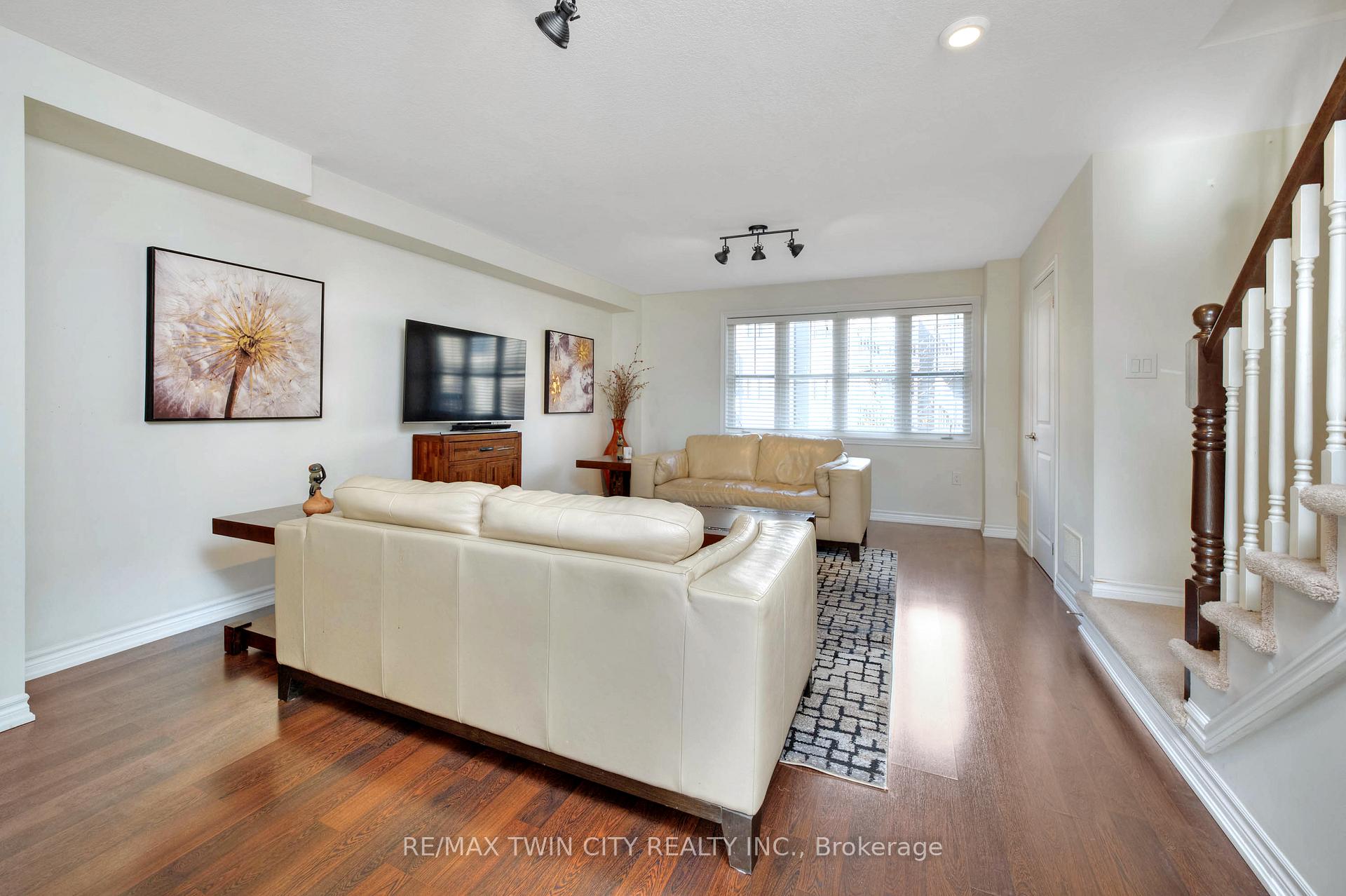 Photo 22 of Unit 16, 701 Homer Watson Boulevard, Kitchener — HOMEH