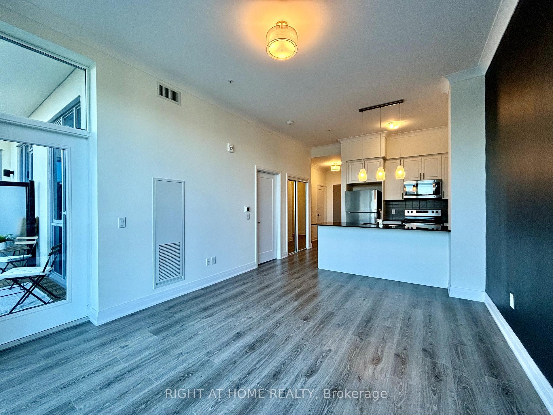 Photo 10 of Unit 646, 16 Concord Place, Grimsby, Grimsby Beach — HOMEH