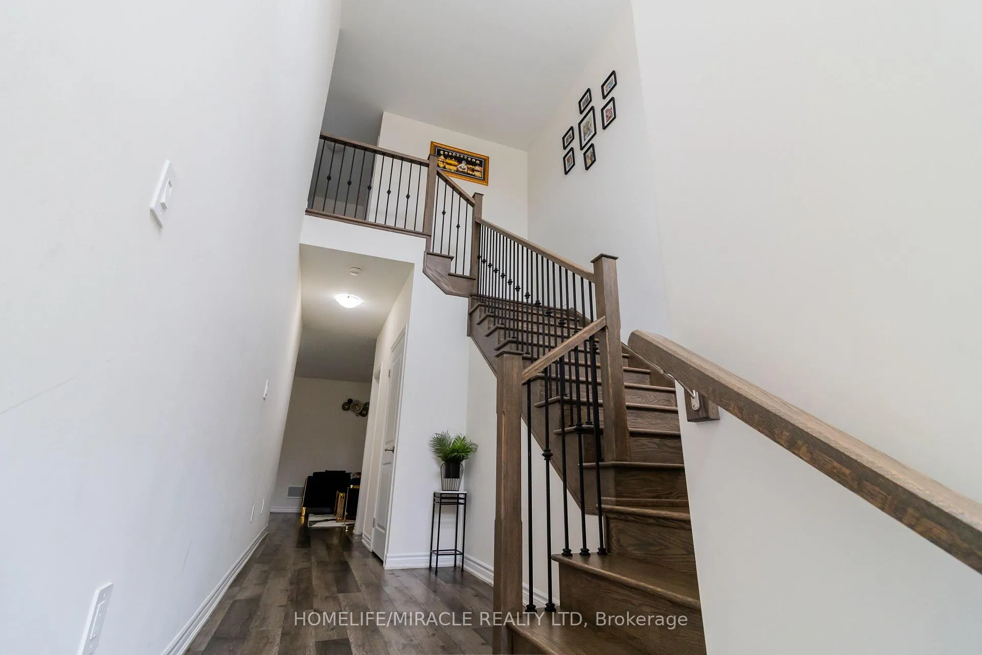 Photo 9 of 75 Hitchman Street, Brant, Paris — HOMEH