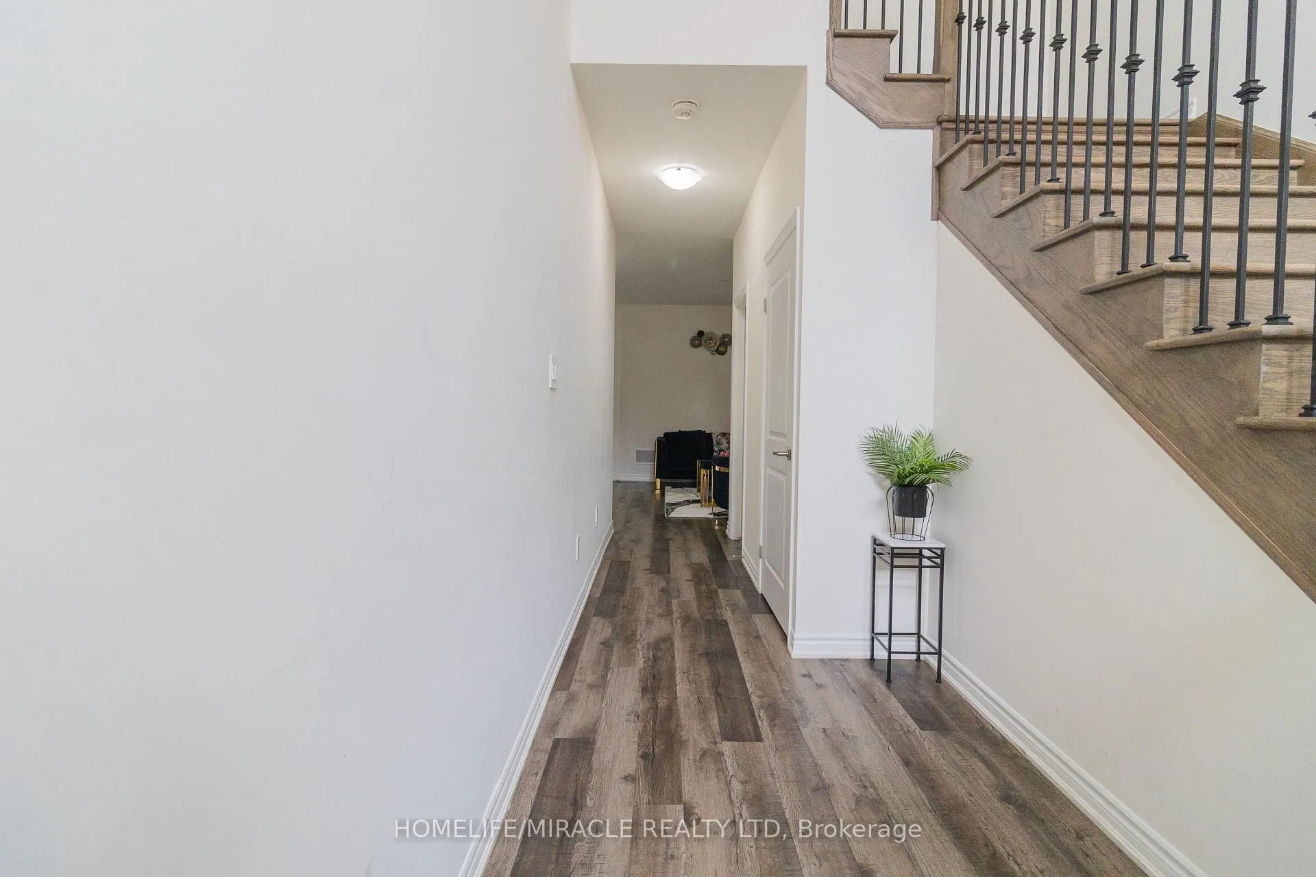Photo 10 of 75 Hitchman Street, Brant, Paris — HOMEH