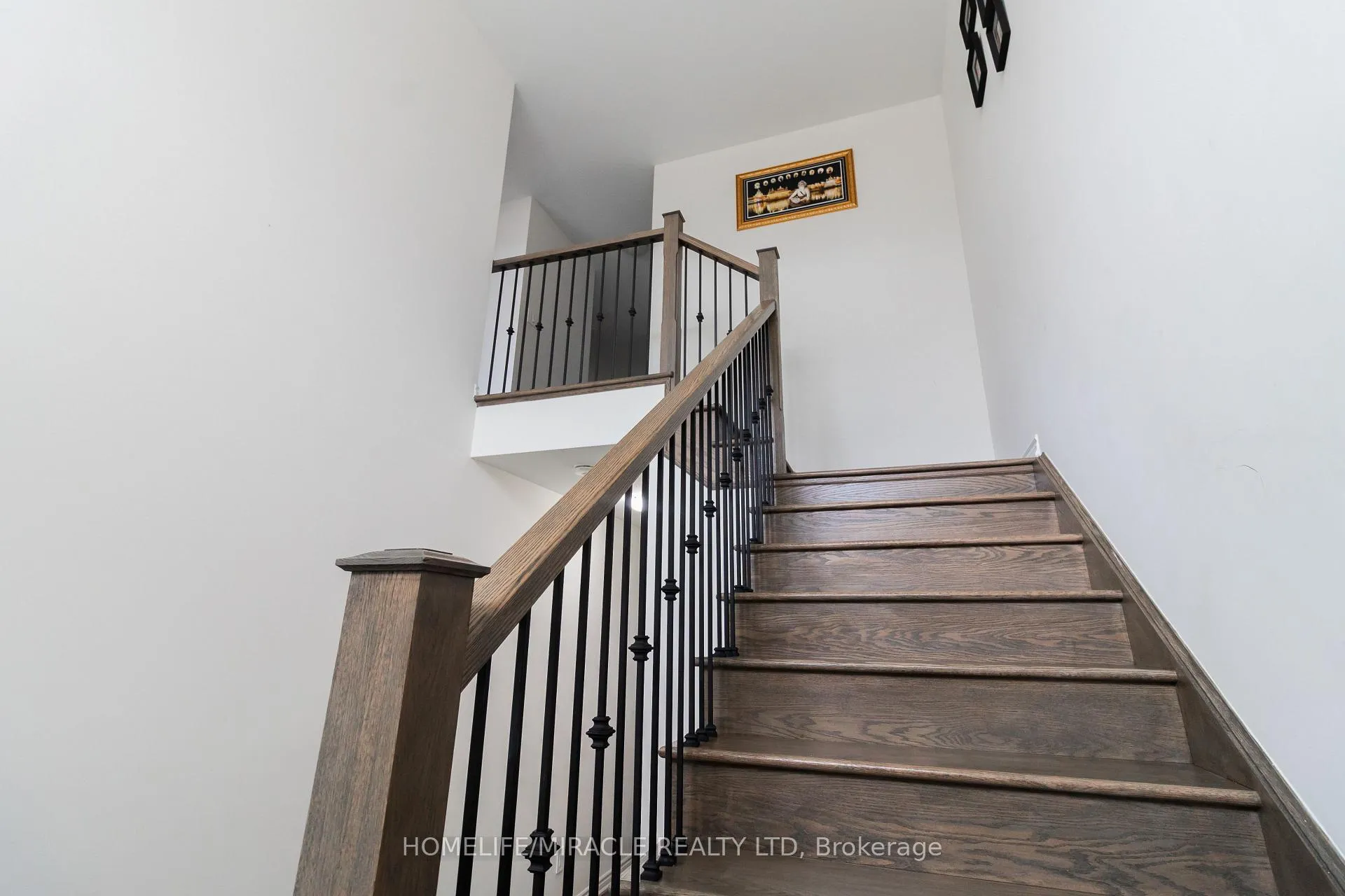 Photo 24 of 75 Hitchman Street, Brant, Paris — HOMEH
