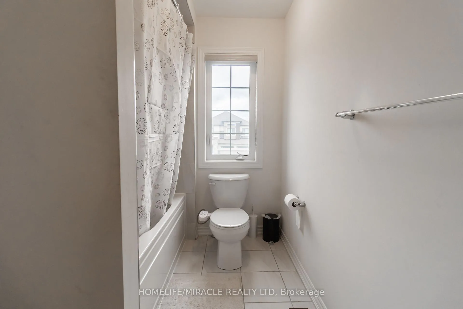 Photo 28 of 75 Hitchman Street, Brant, Paris — HOMEH