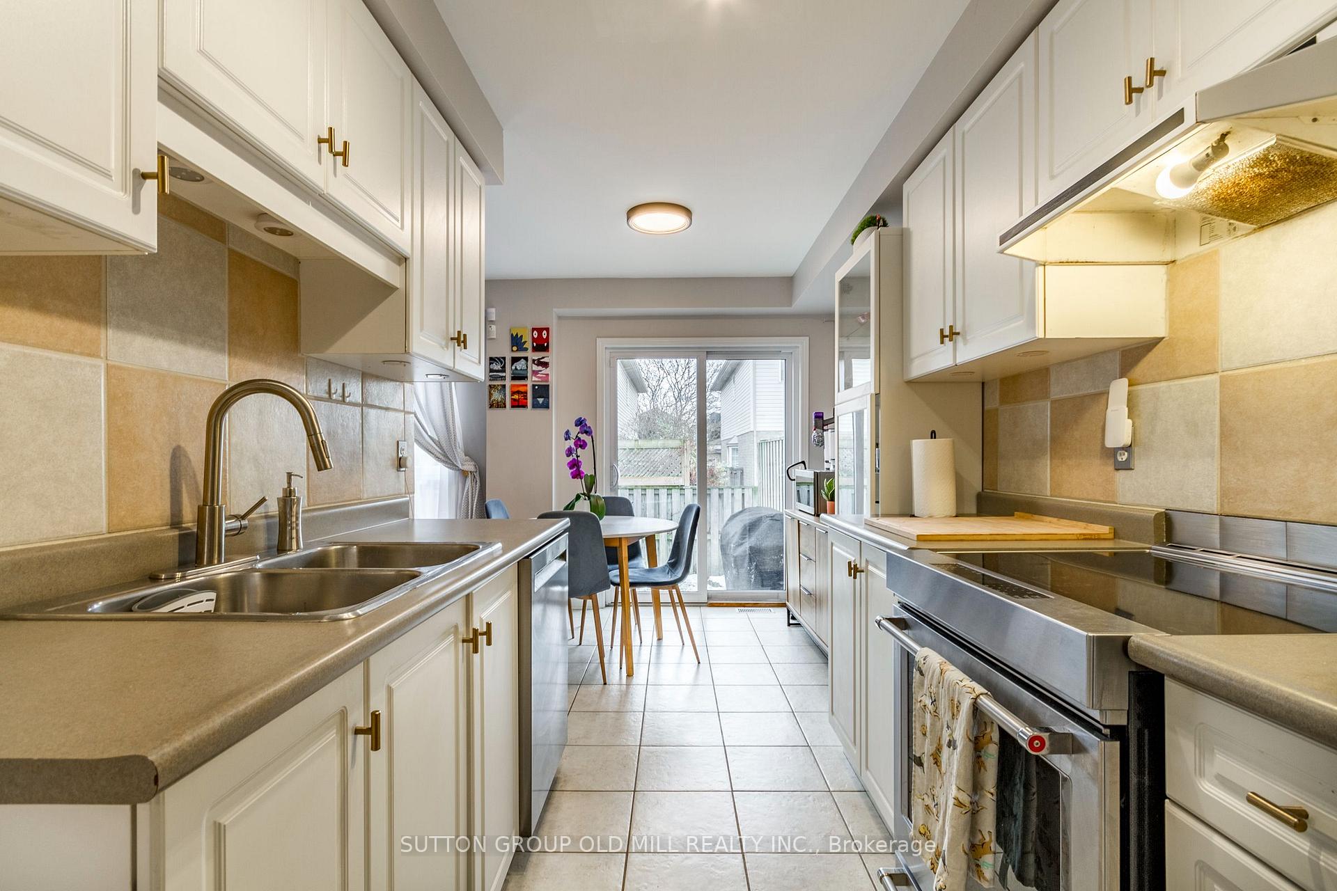 Photo 6 of Unit 43, 485 Green Road, Hamilton, Stoney Creek — HOMEH