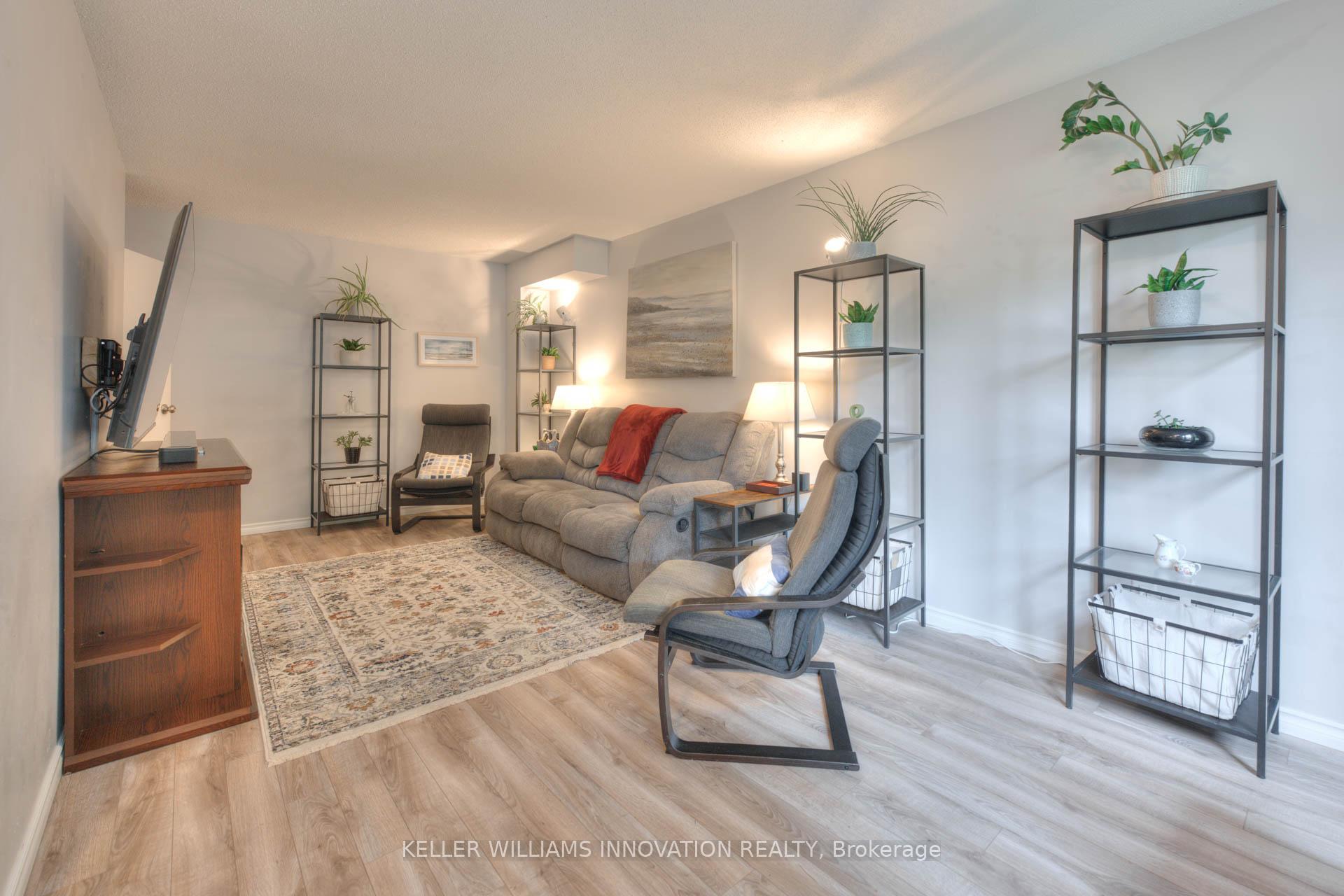 Photo 6 of Unit 2, 513 Quiet Place, Waterloo — HOMEH