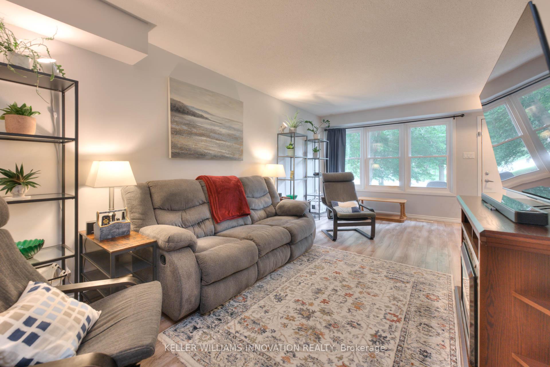 Photo 9 of Unit 2, 513 Quiet Place, Waterloo — HOMEH