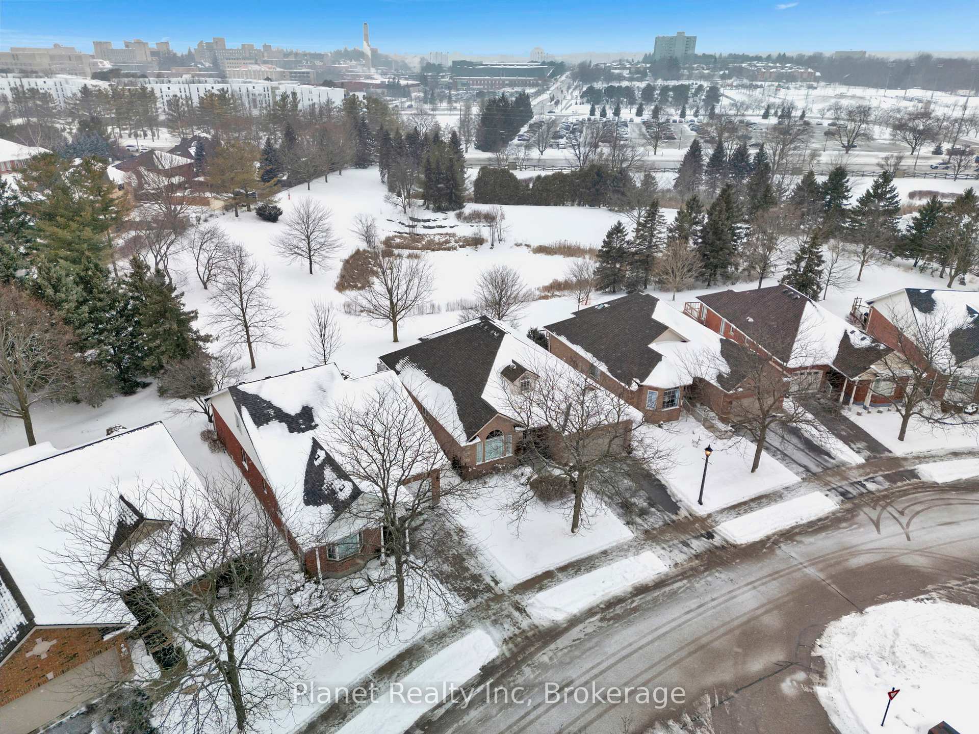 Photo 1 of 19 Arbordale Walk, Guelph, Village By The Arboretum — HOMEH