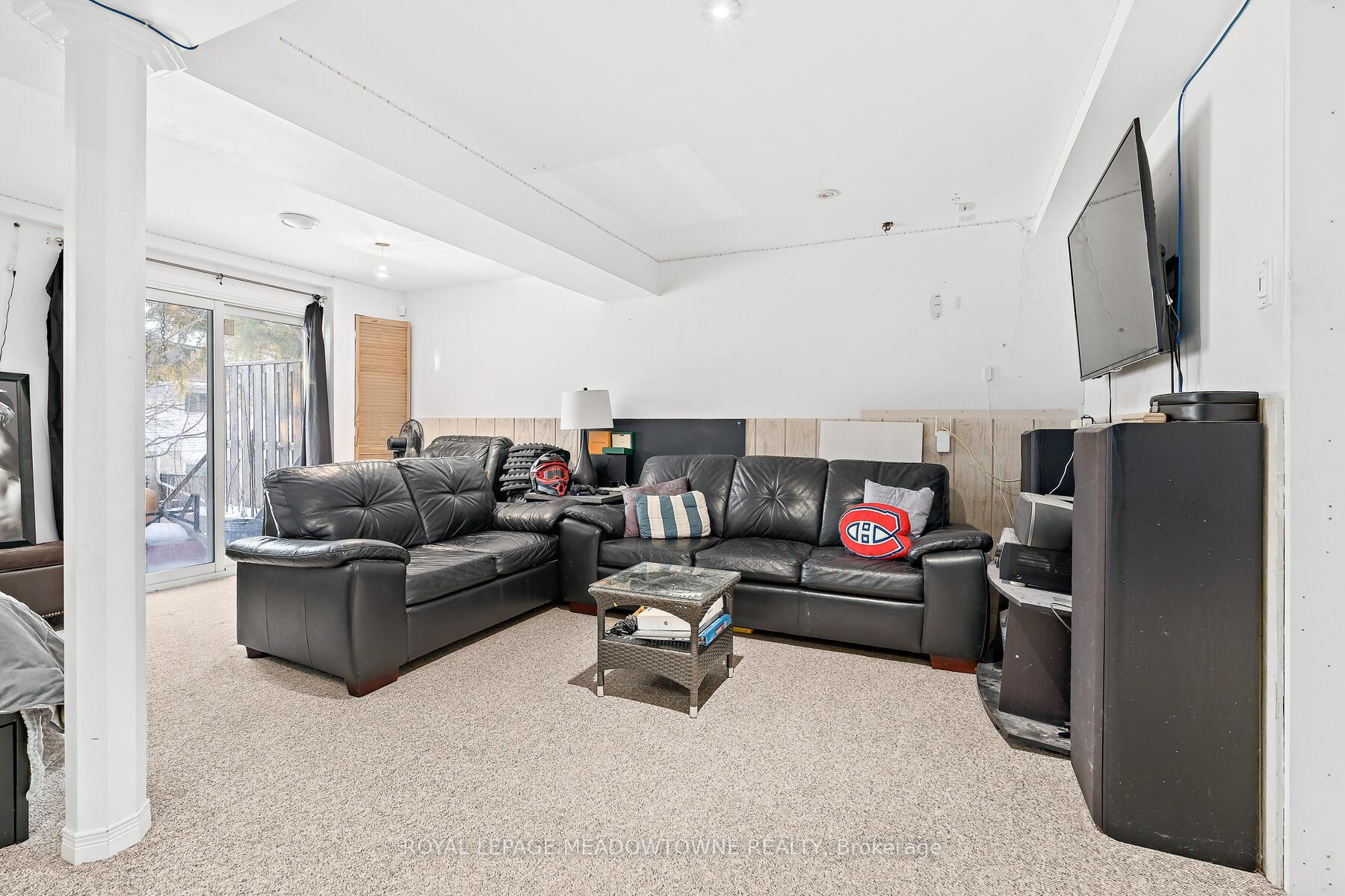 Photo 26 of 128 Lynden Circle, Halton Hills, Georgetown — HOMEH