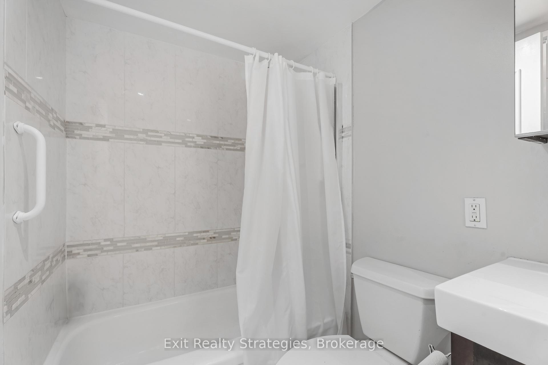 Photo 16 of Unit 1102, 1968 Main Street W, Hamilton, Ainslie Wood — HOMEH
