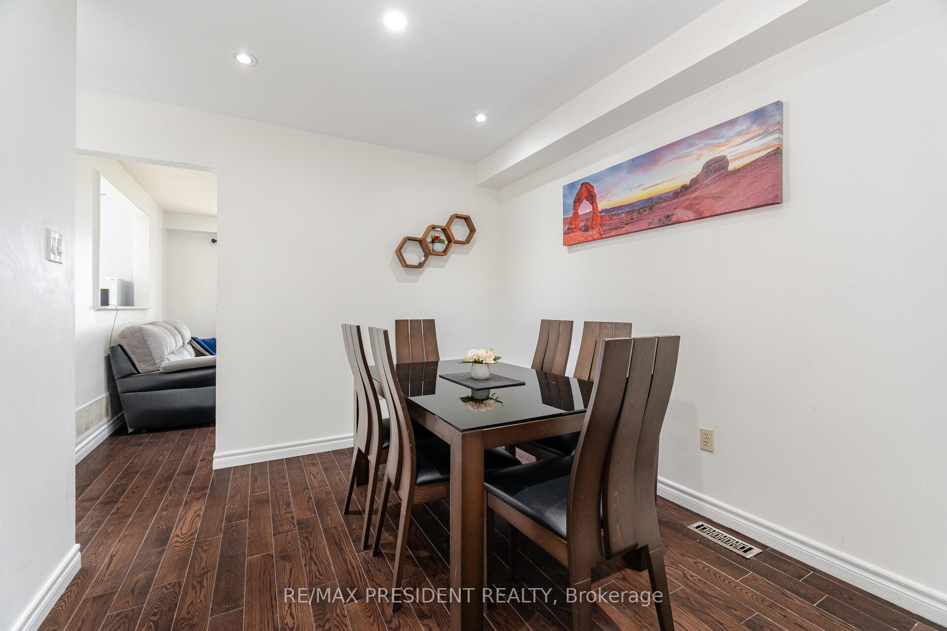 Photo 8 of 69 Chalmers Crescent, Ajax, Central — HOMEH
