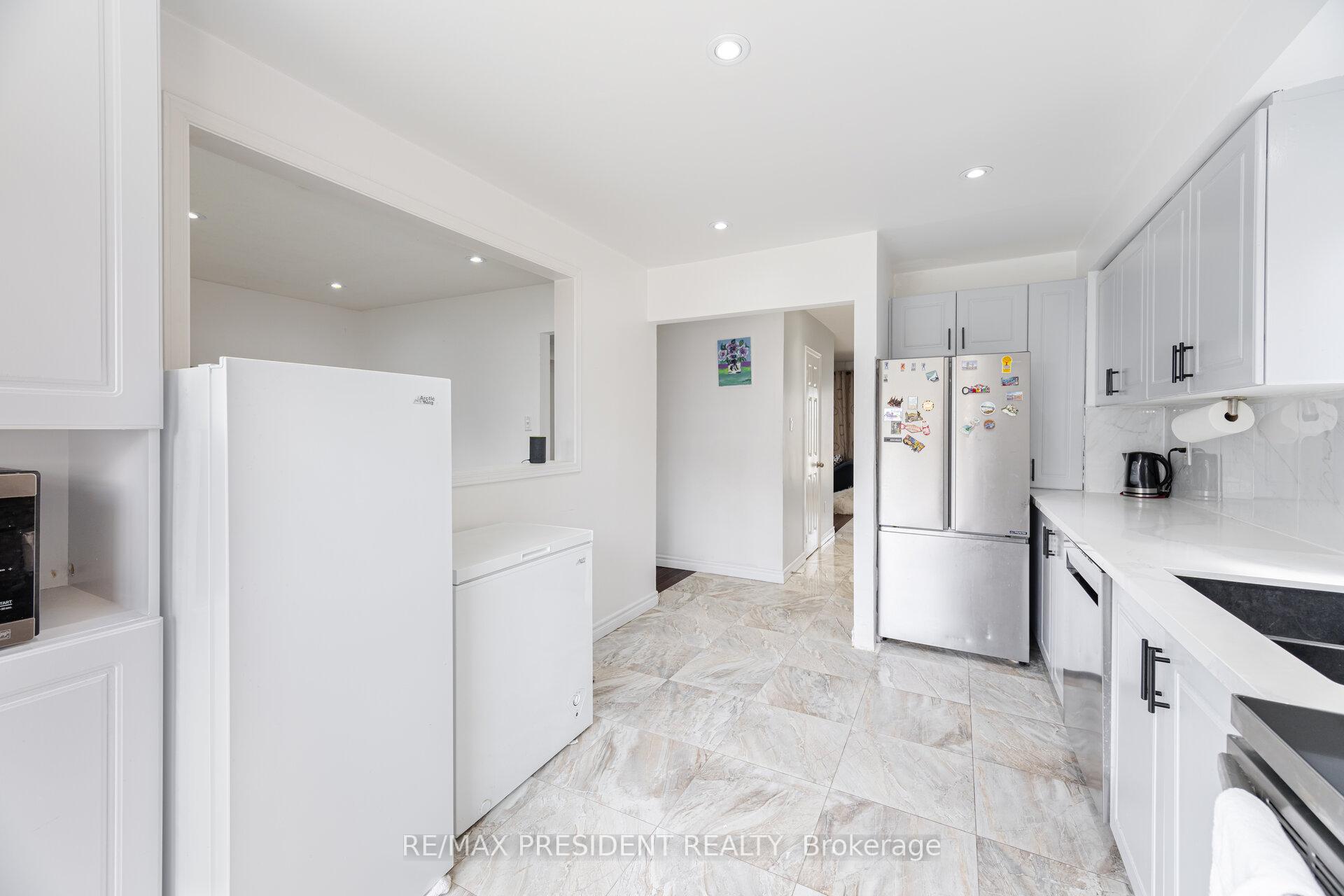 Photo 13 of 69 Chalmers Crescent, Ajax, Central — HOMEH