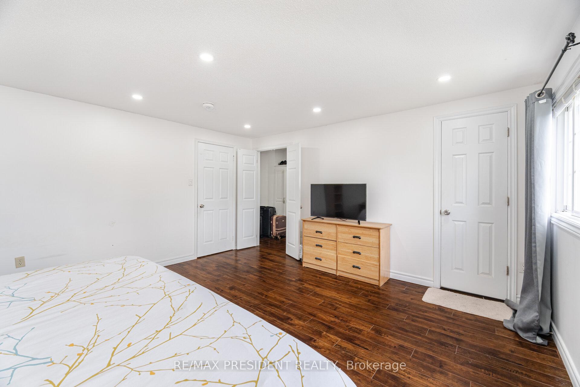 Photo 18 of 69 Chalmers Crescent, Ajax, Central — HOMEH